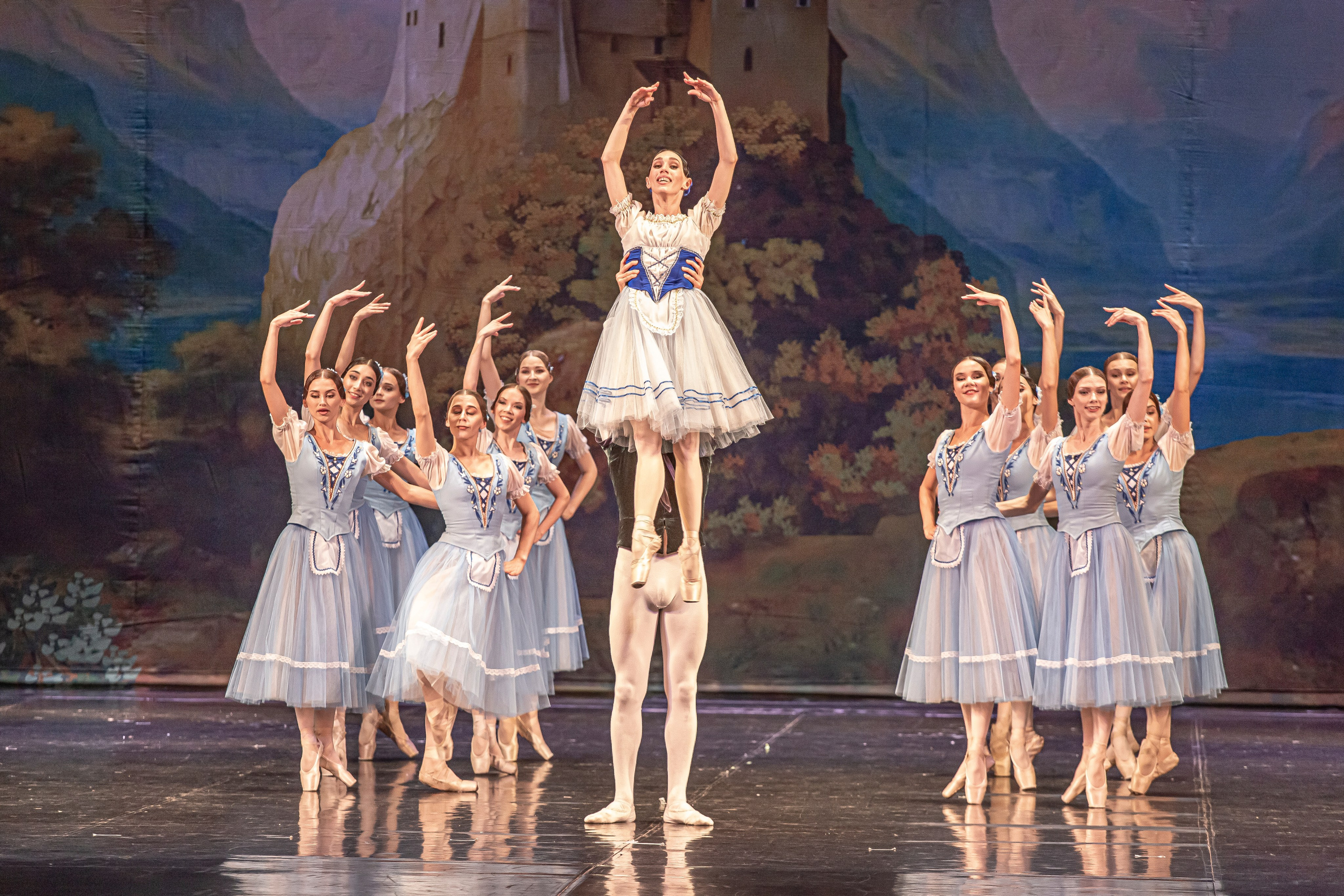 Жизель балет Марийского театра оперы и балета на сцене Зимнего театра. Фотограф в Сочи Юрий Шептаев