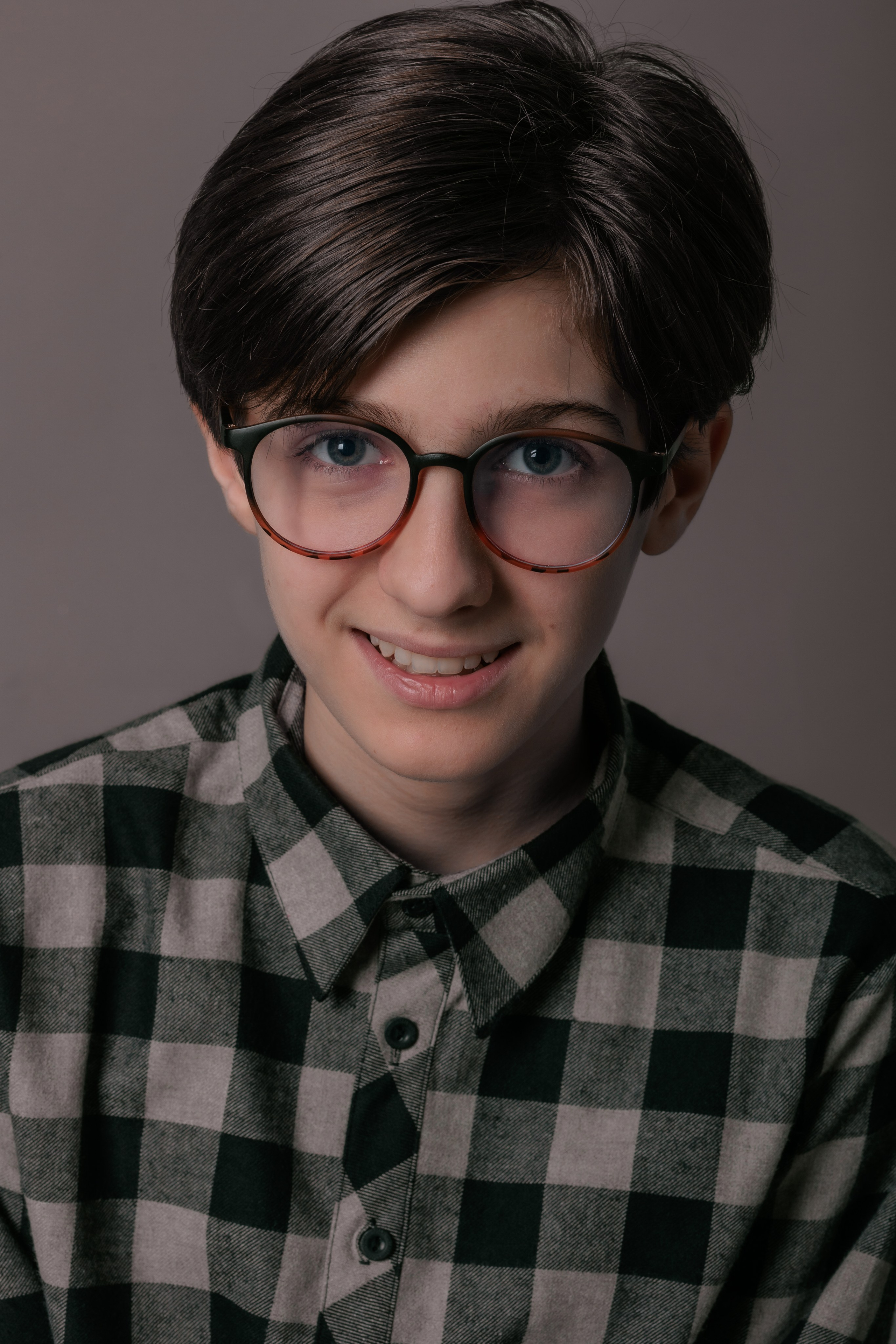 АРТЁМ. Я фотограф из Москвы к Вашим услугам