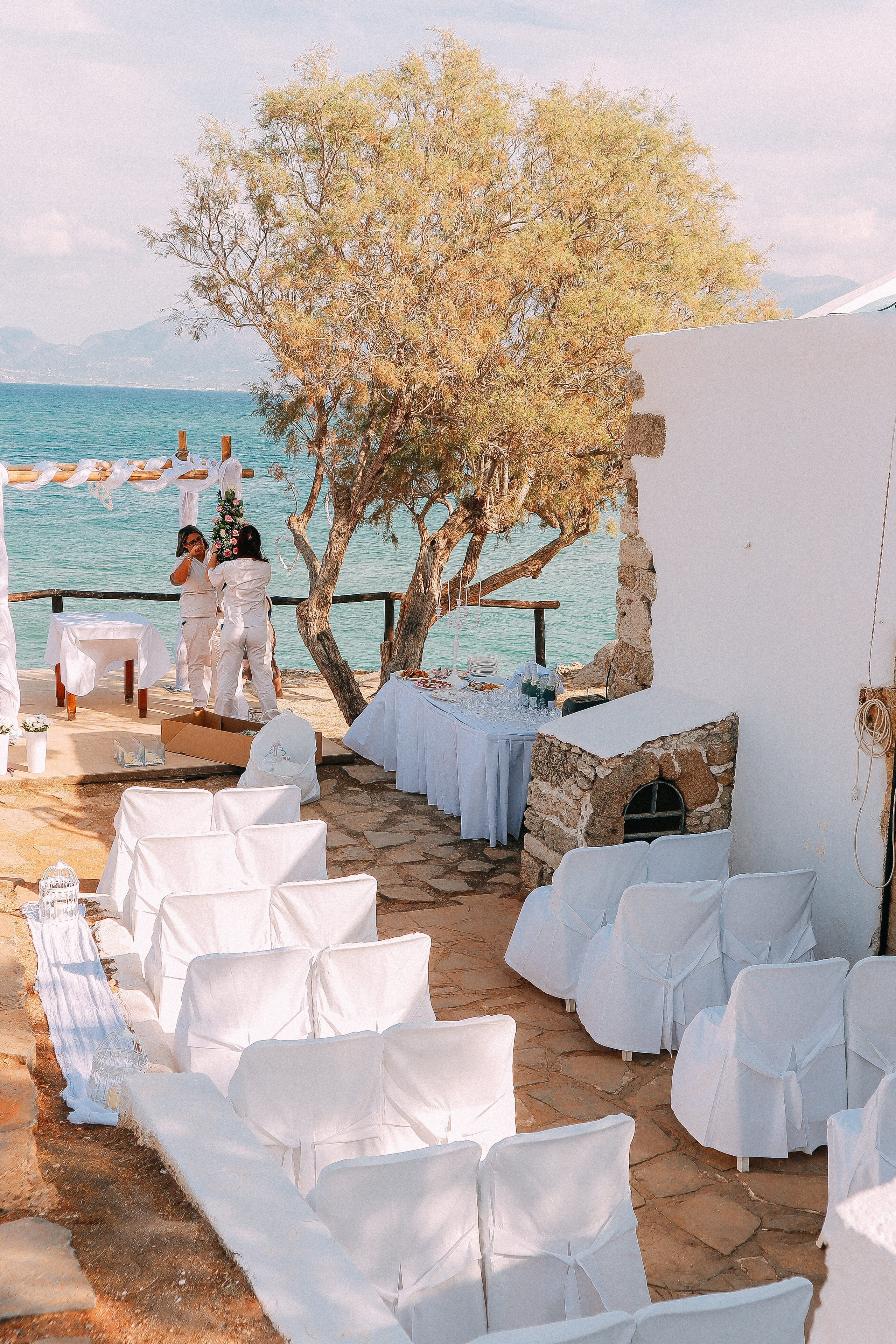 Крит. Аня Степанова