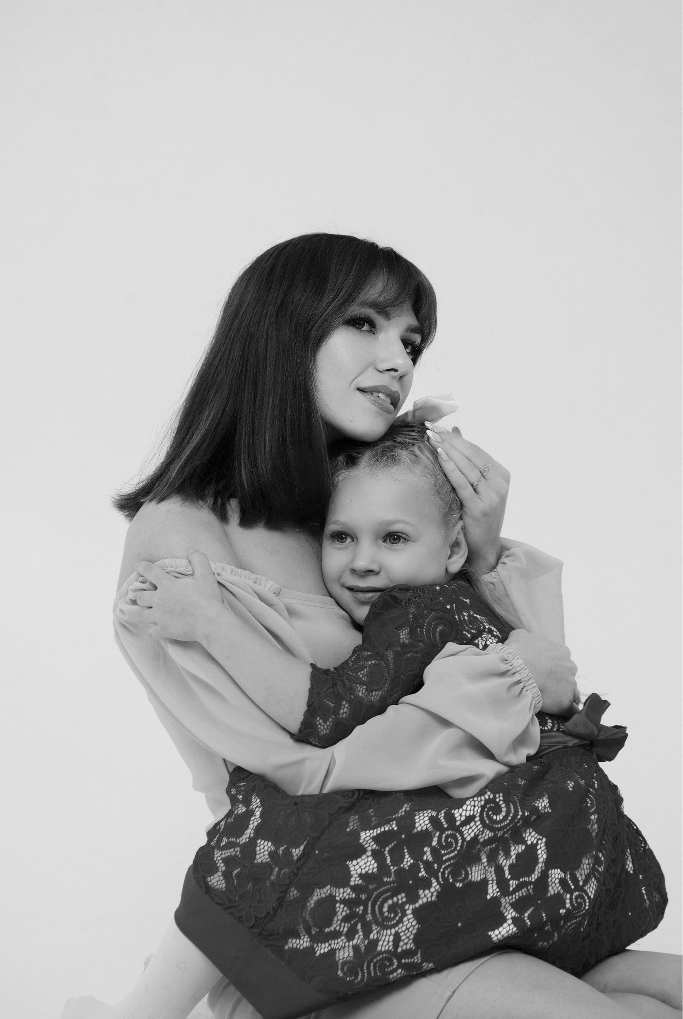 Анастасия и дочки. Фотограф Мария Мусаелян