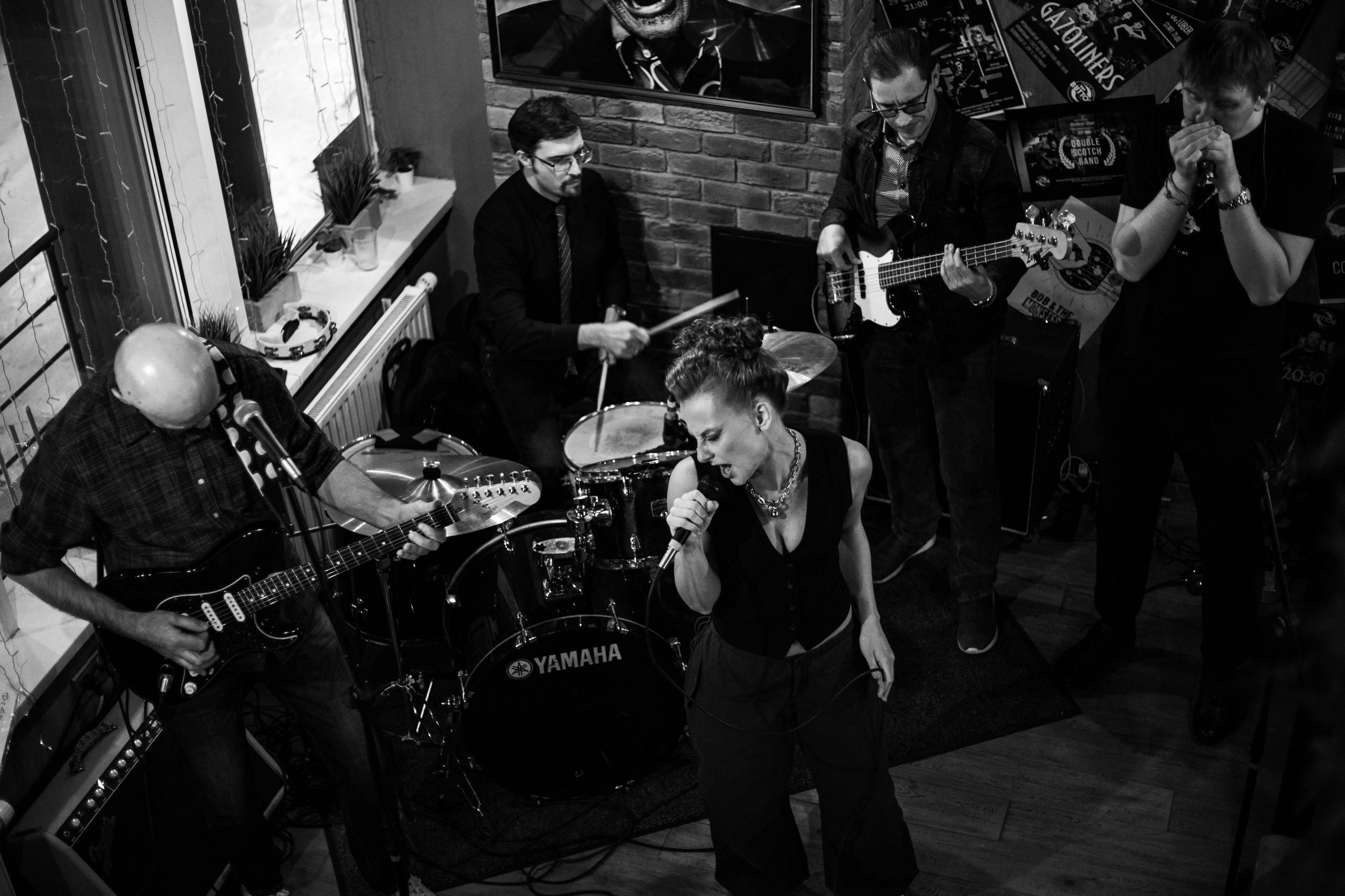 Button Bar — Red Satchel (25.11.2023). Фотограф Вадим Семак