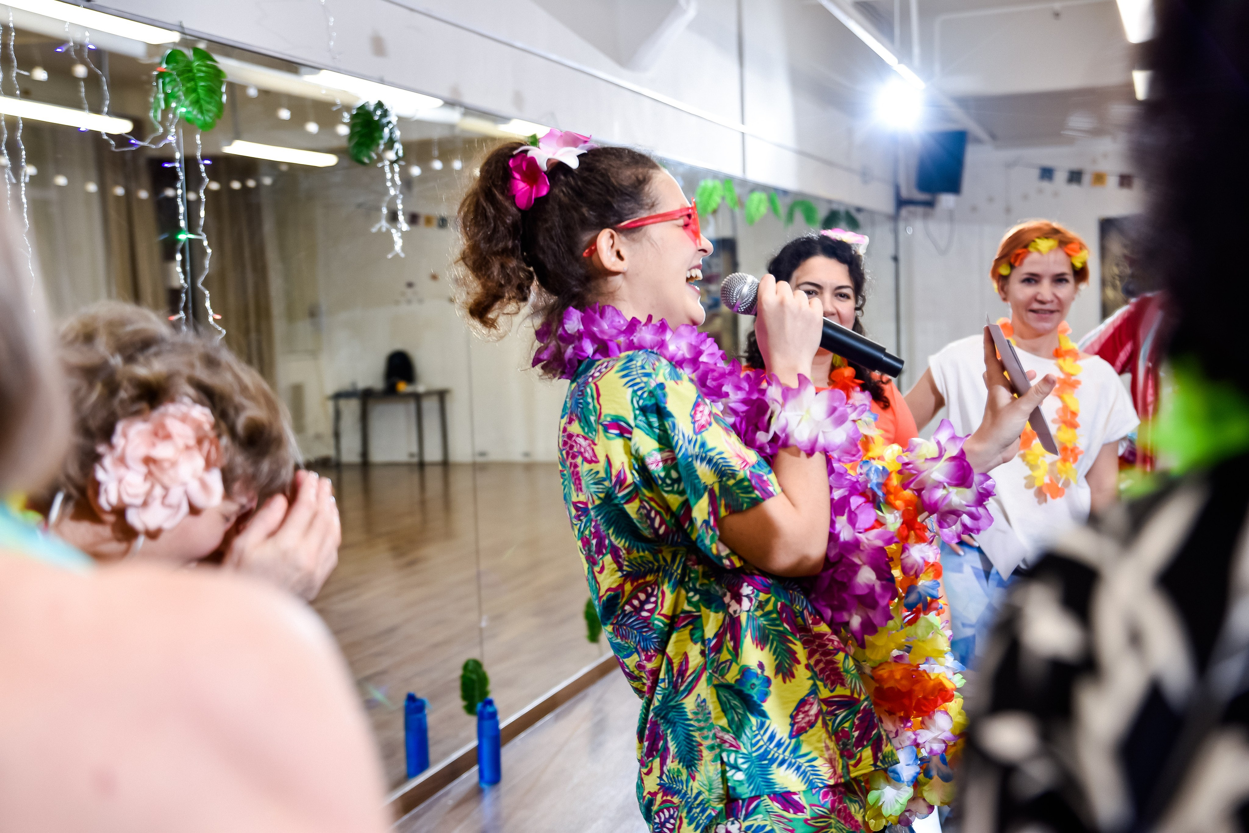 НОВОГОДНЯЯ ГАВАЙСКАЯ ТАНЦЕВАЛЬНАЯ ФИТНЕС- ВЕЧЕРИНКА