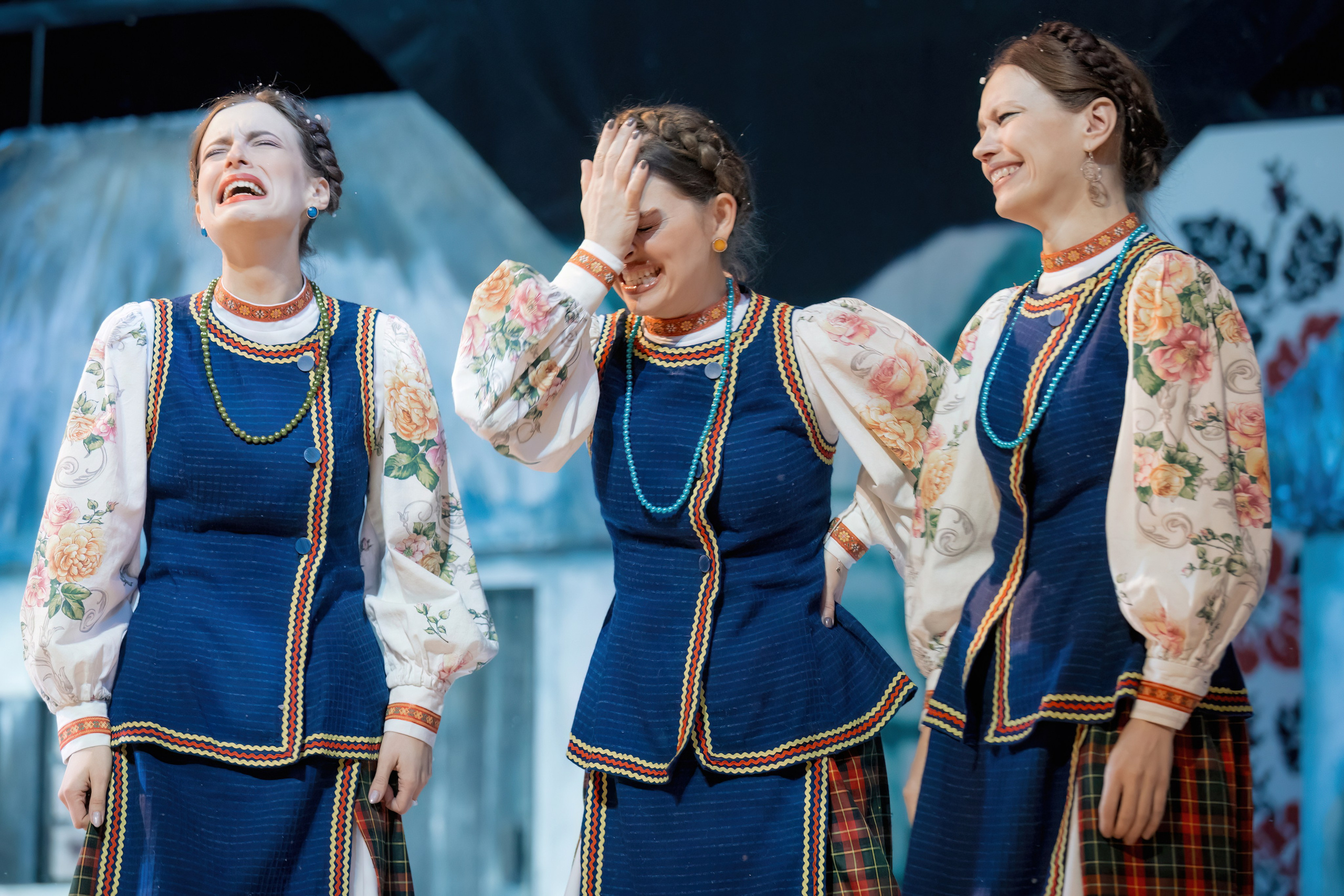 Спектакль «Ночь перед рождеством». Марк Шишкин — репортажный фотограф в Воронеже и России