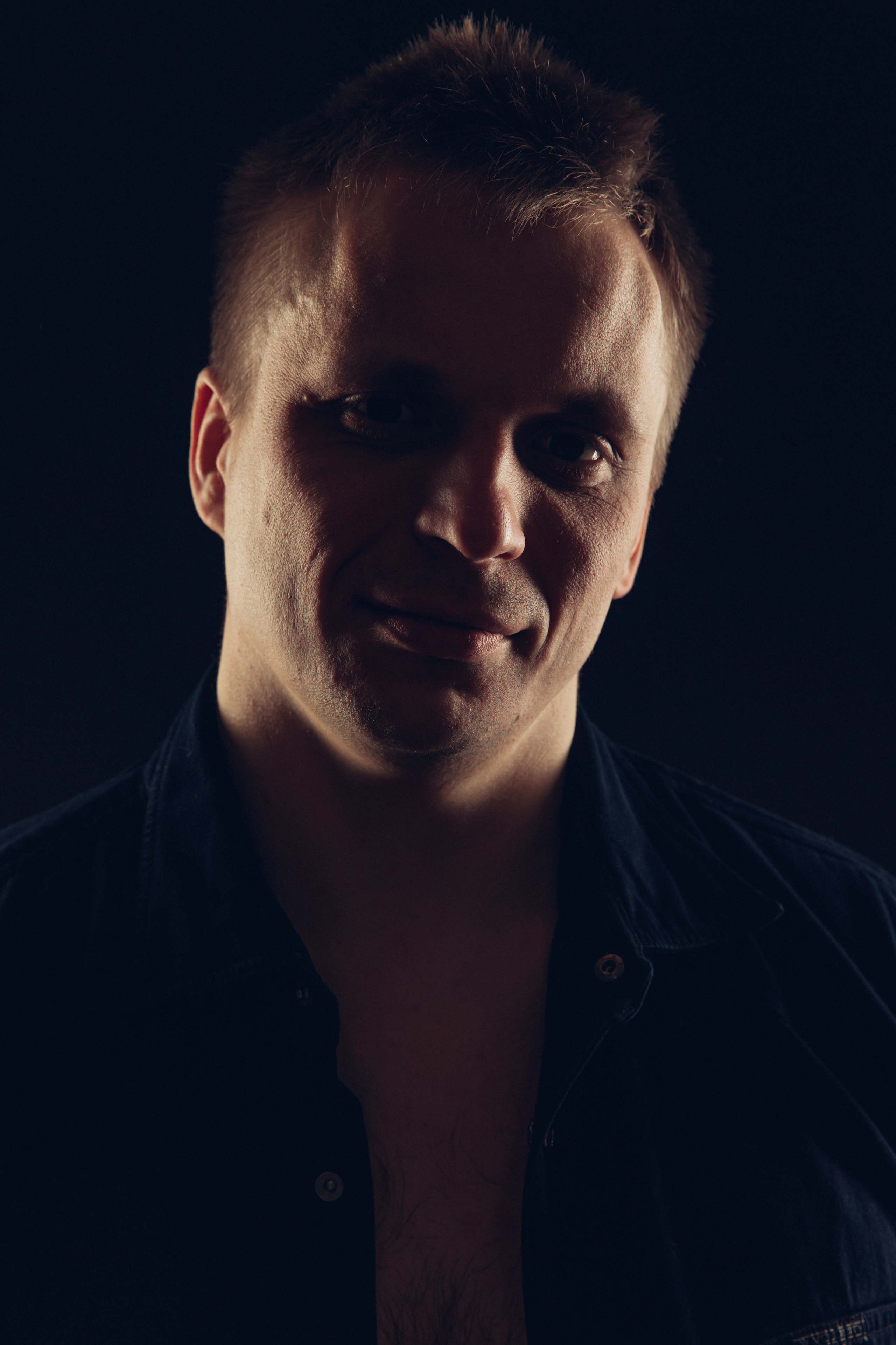 Ира, съёмка в низком ключе. Семейный фотограф в Санкт-Петербурге Алиса Мохова