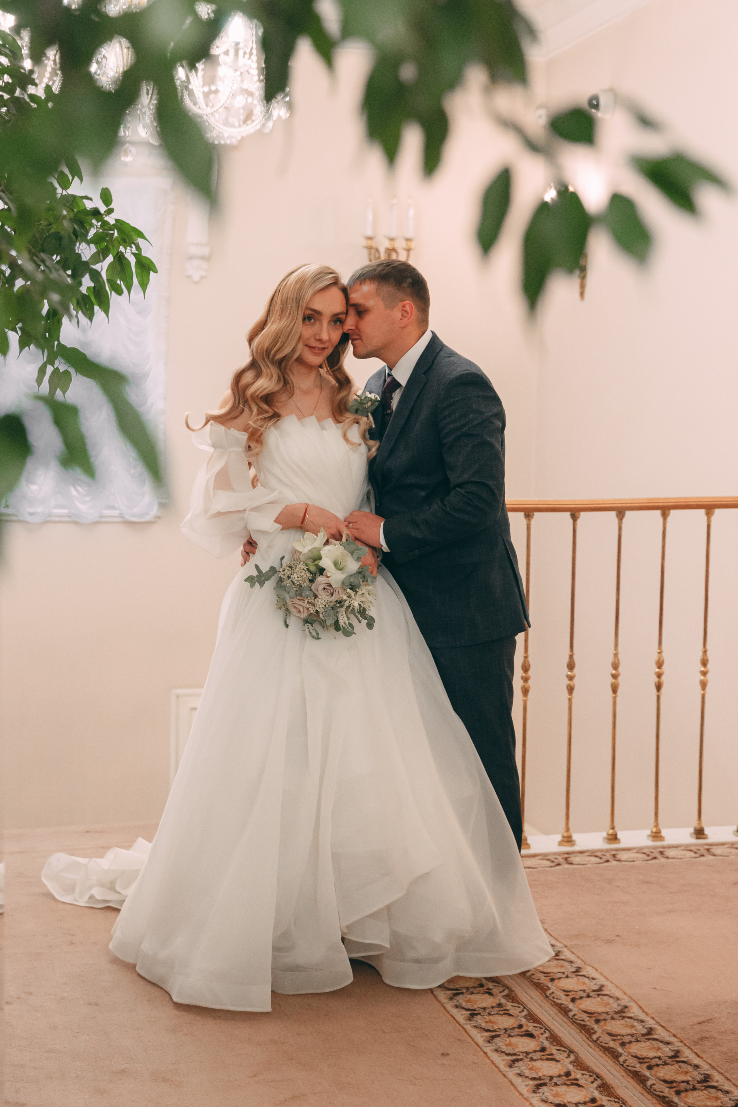 Андрей и Наташа (сборы, загс в Пушкине, прогулка, студия). Семейный фотограф в Санкт-Петербурге Алиса Мохова