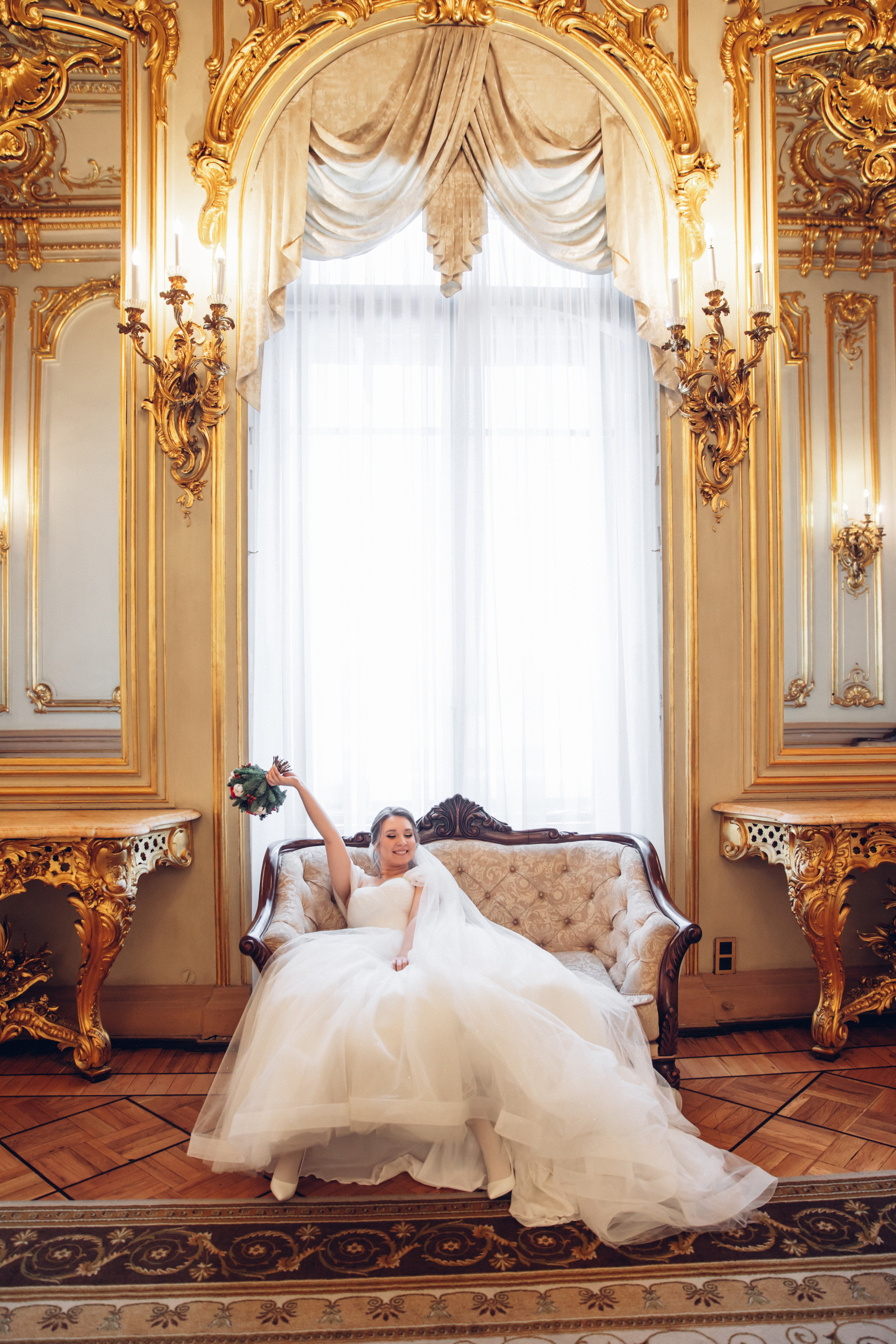 Денис и Ксюша, ДГБ1 + прогулка (Исаакий, Витебский, метро Автово). Семейный фотограф в Санкт-Петербурге Алиса Мохова