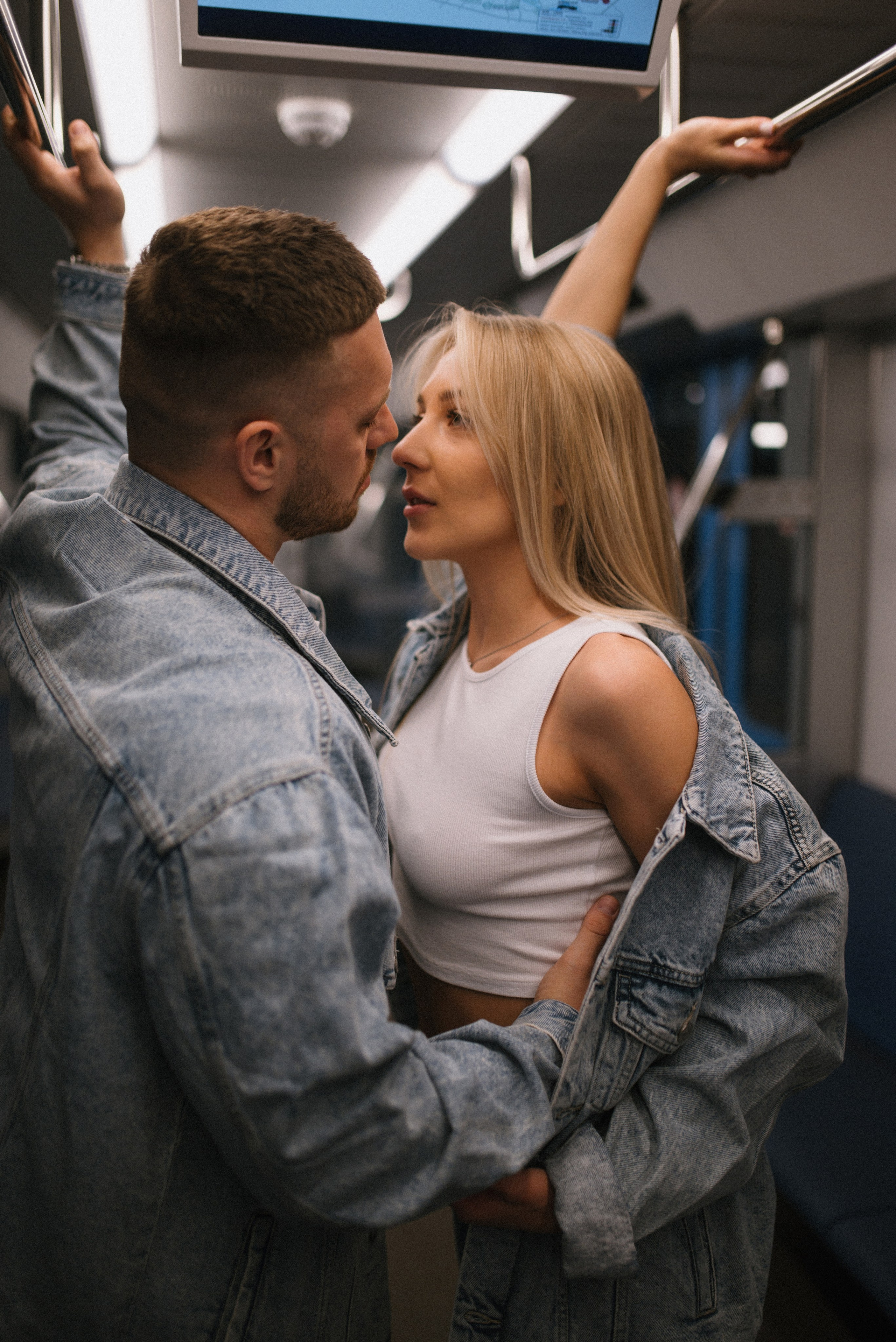 Пройдусь мурашками прямо по нам…. Свадебный фотограф в Минске и Санкт-Петербурге Вероника Аксенова