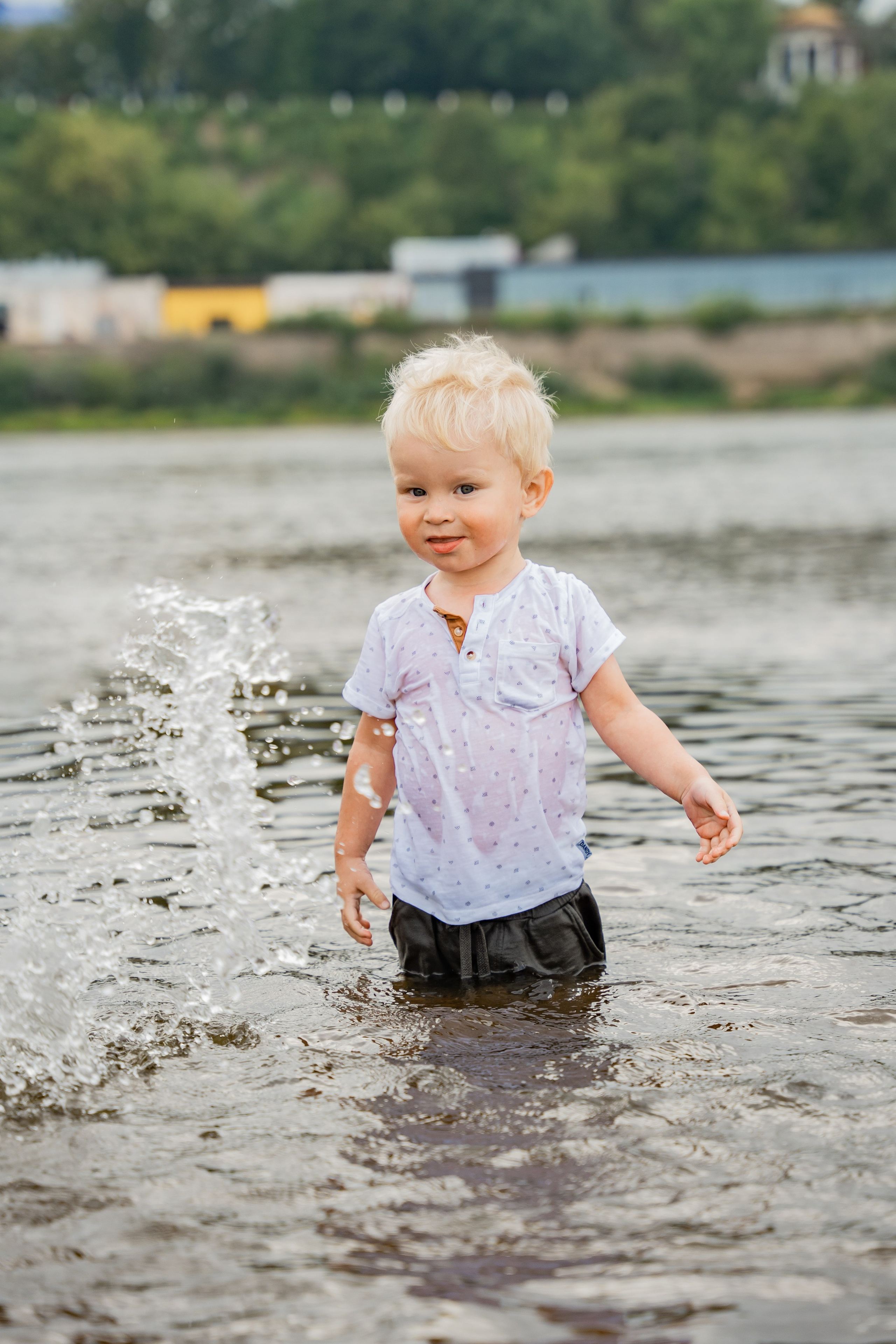 Прогулка с лапой. Пляж. Гроза