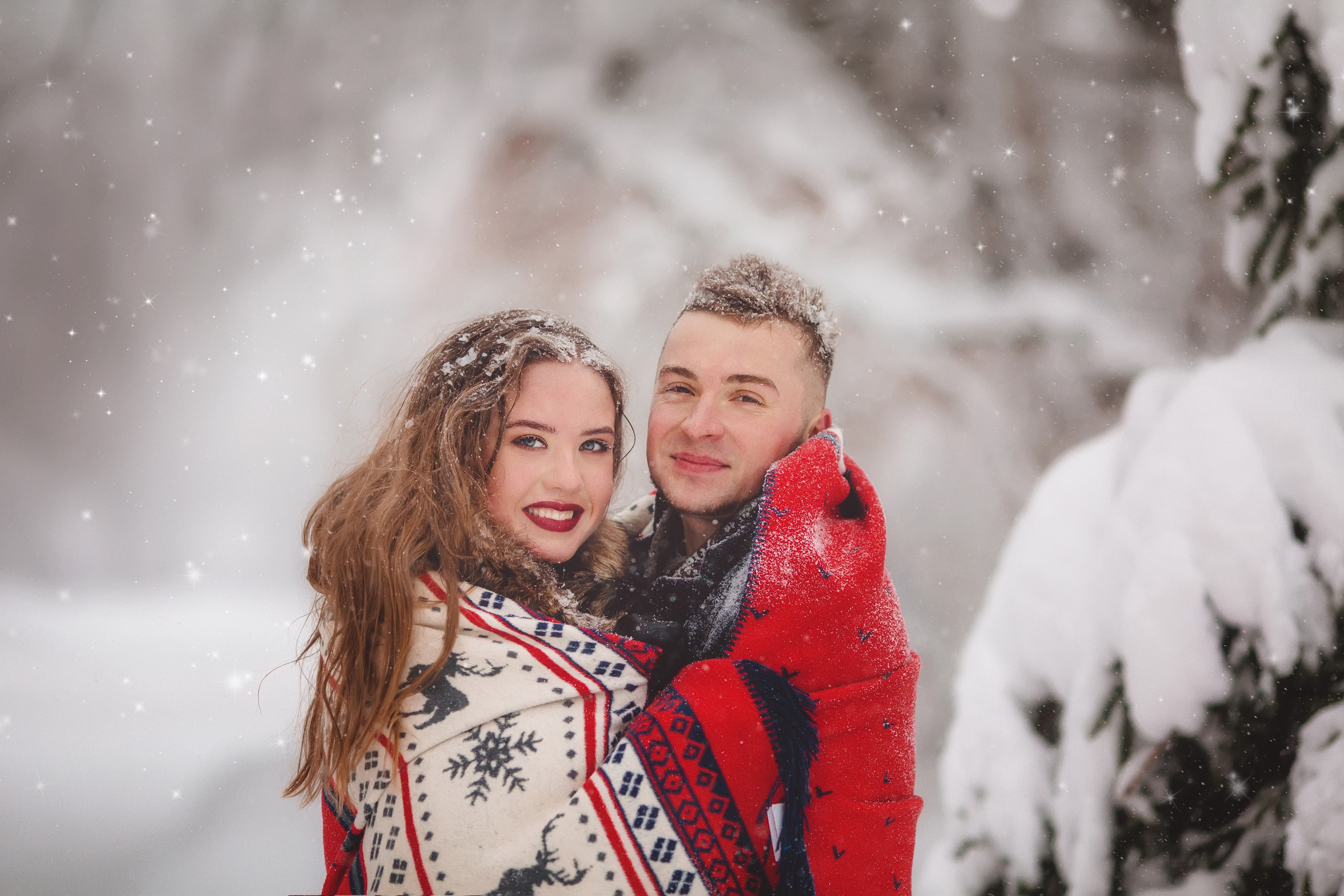 Валя и Сережа в зимнем лесу. Семейный фотограф в Москве Марина Петра