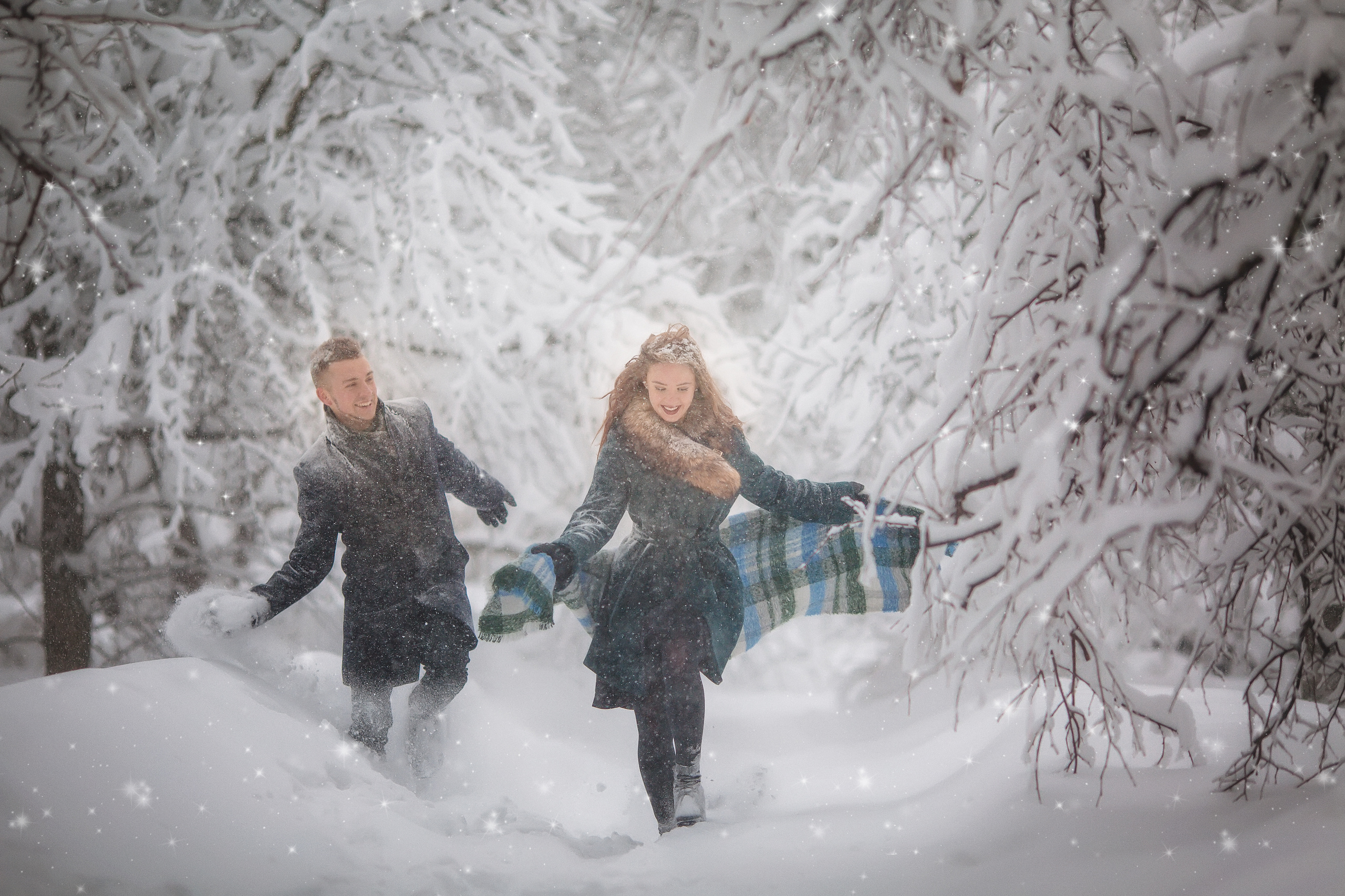 Валя и Сережа в зимнем лесу. Семейный фотограф в Москве Марина Петра
