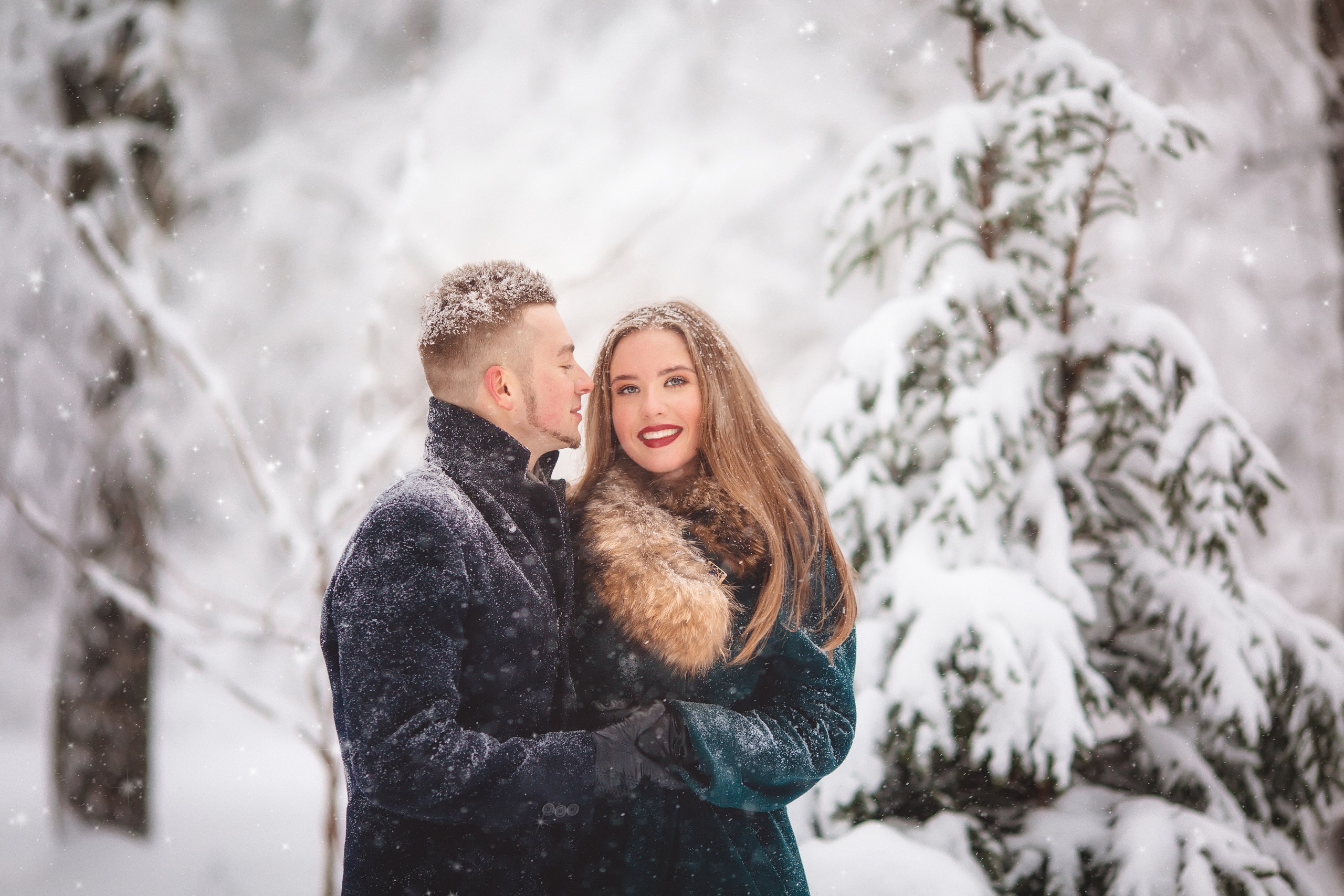 Валя и Сережа в зимнем лесу. Семейный фотограф в Москве Марина Петра