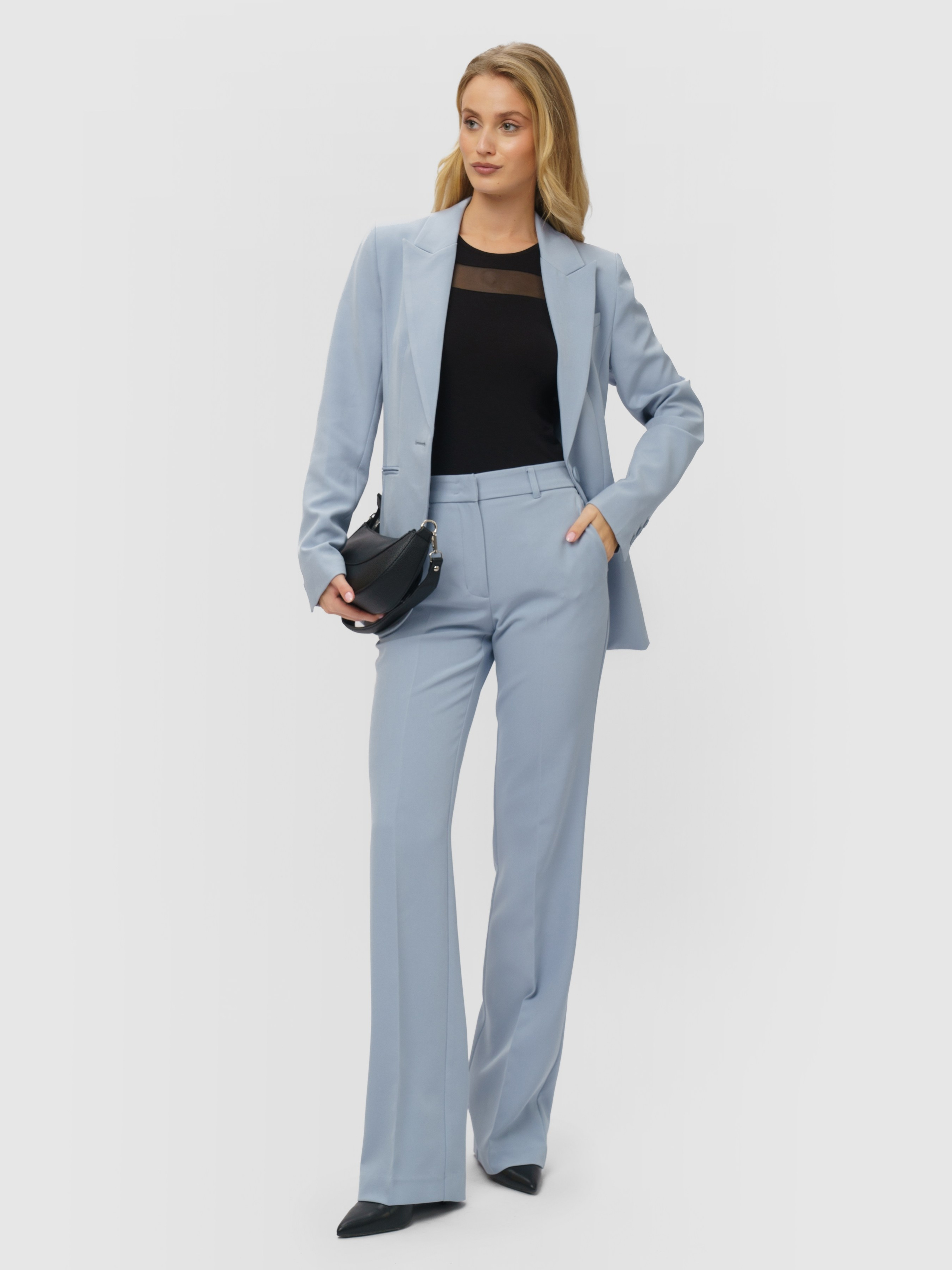 Яна, 42-44 р-р, рост 175. KED Production — продакшн из СПб. Создаём фото, видео и контент, который помогает брендам и селлерам продавать больше