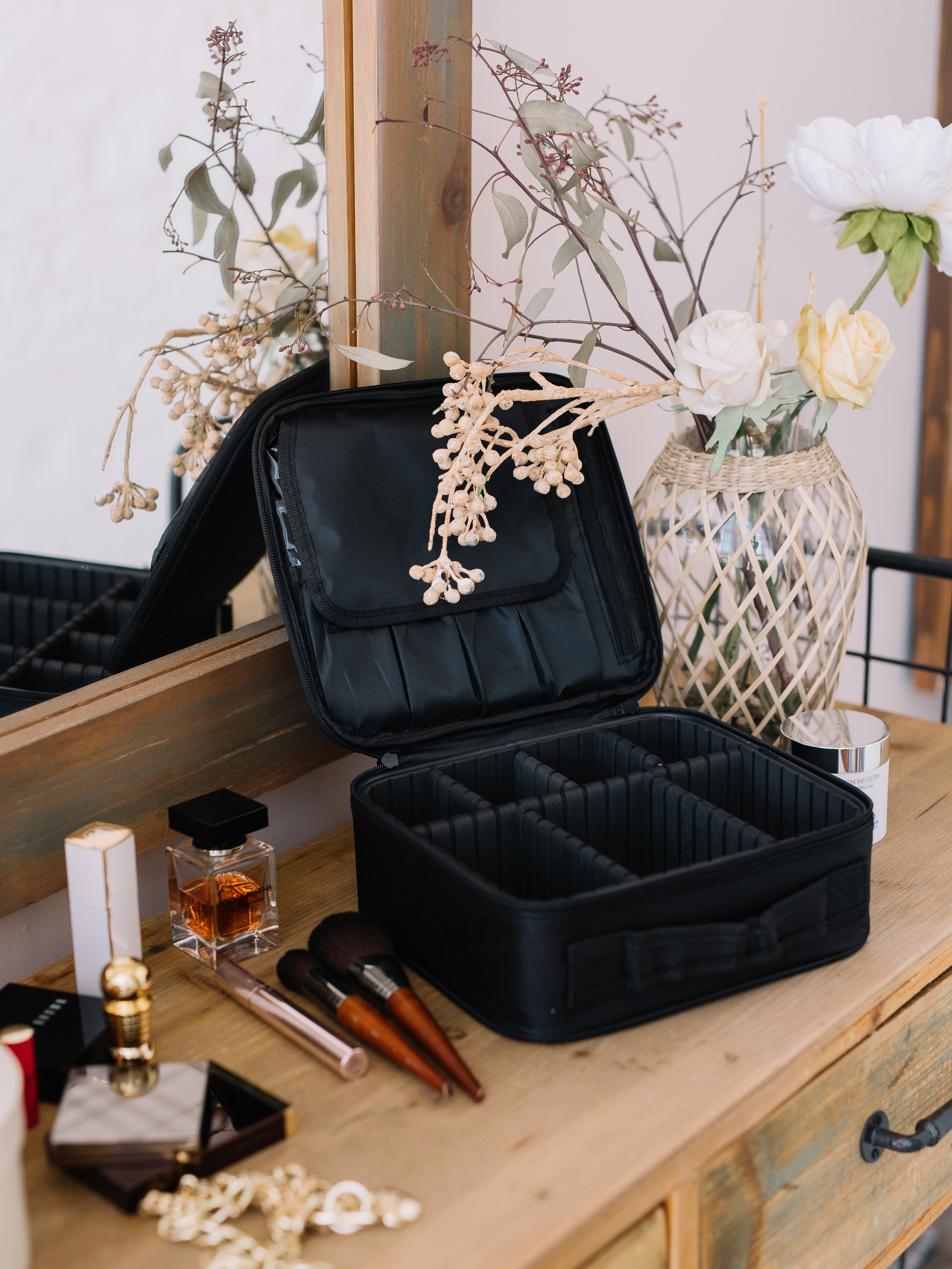 Элементы одежды и предметы. Портретный имиджевый фотограф в Москве