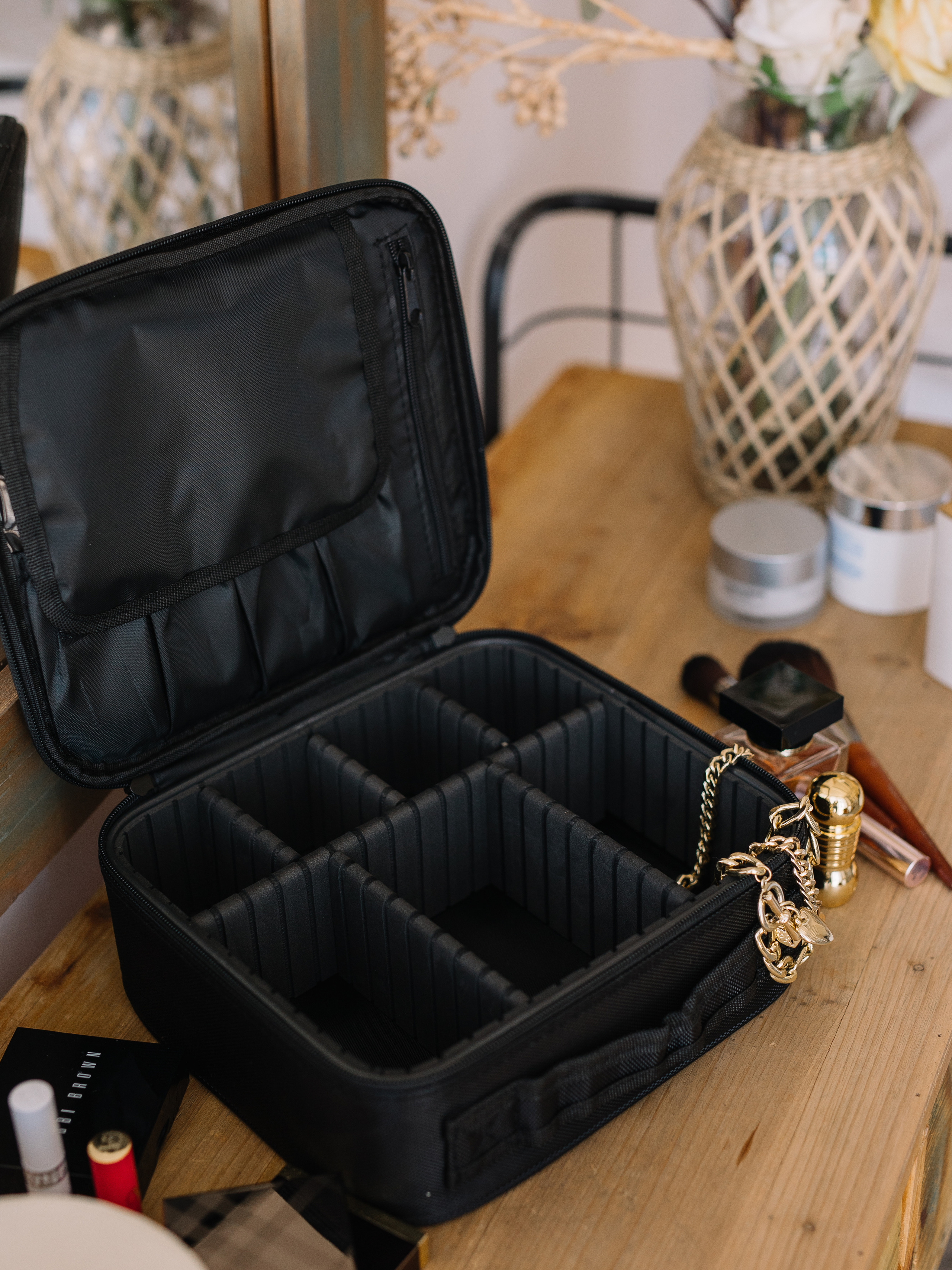 Элементы одежды и предметы. Портретный имиджевый фотограф в Москве