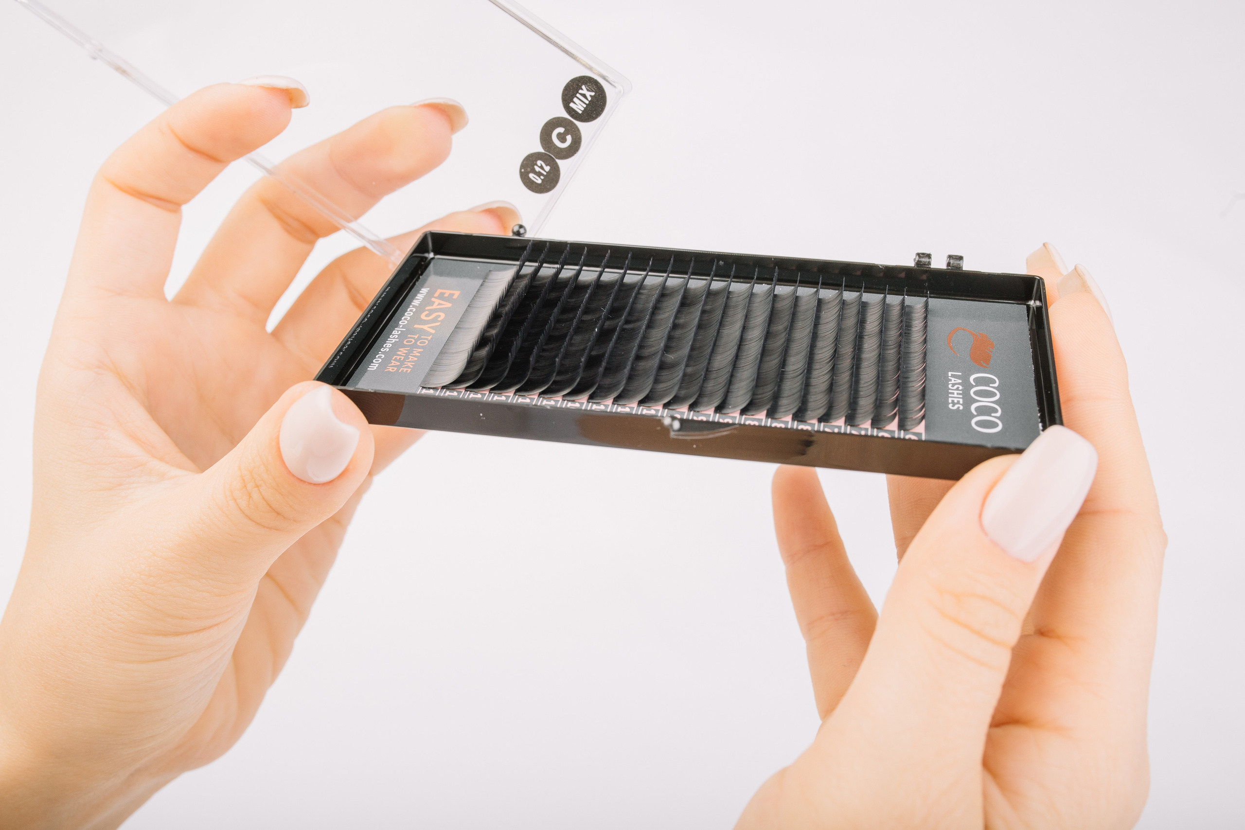 Элементы одежды и предметы. Портретный имиджевый фотограф в Москве