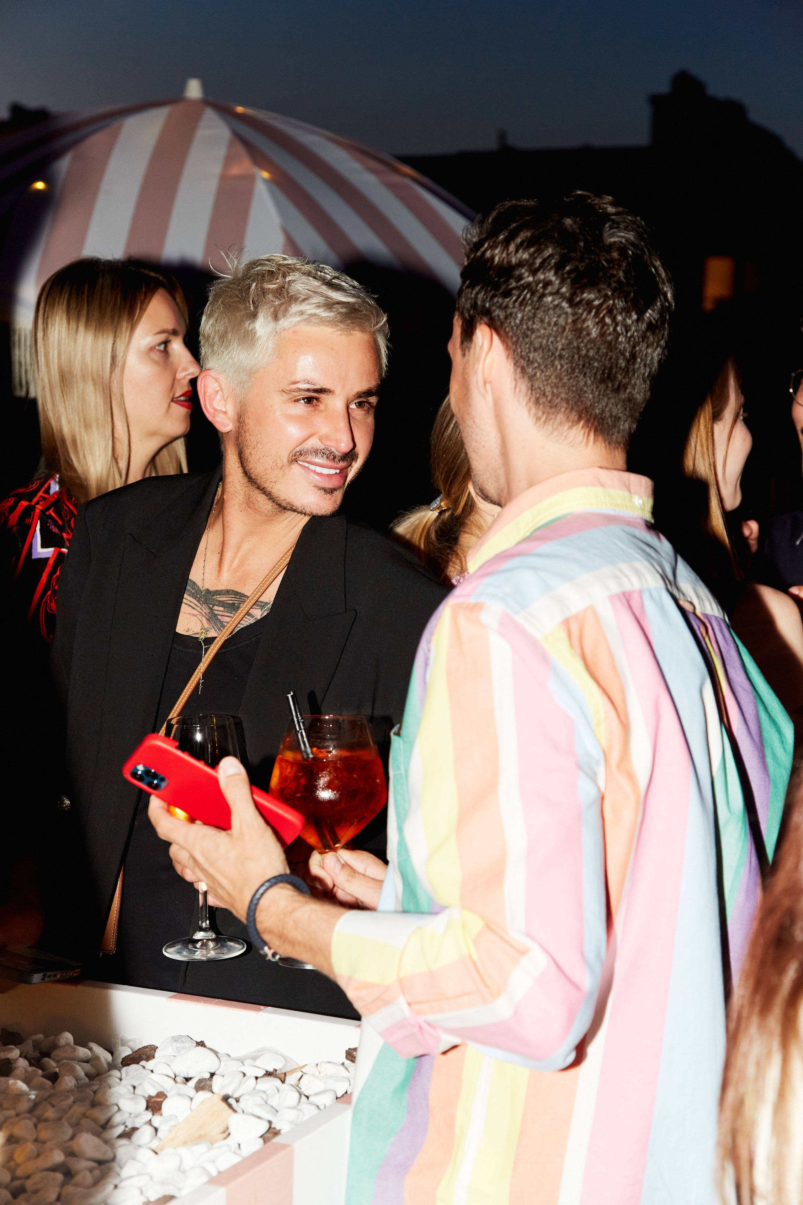 FEVER FRIENDS PARIS PARTY. Photographer Daria Ilkevich