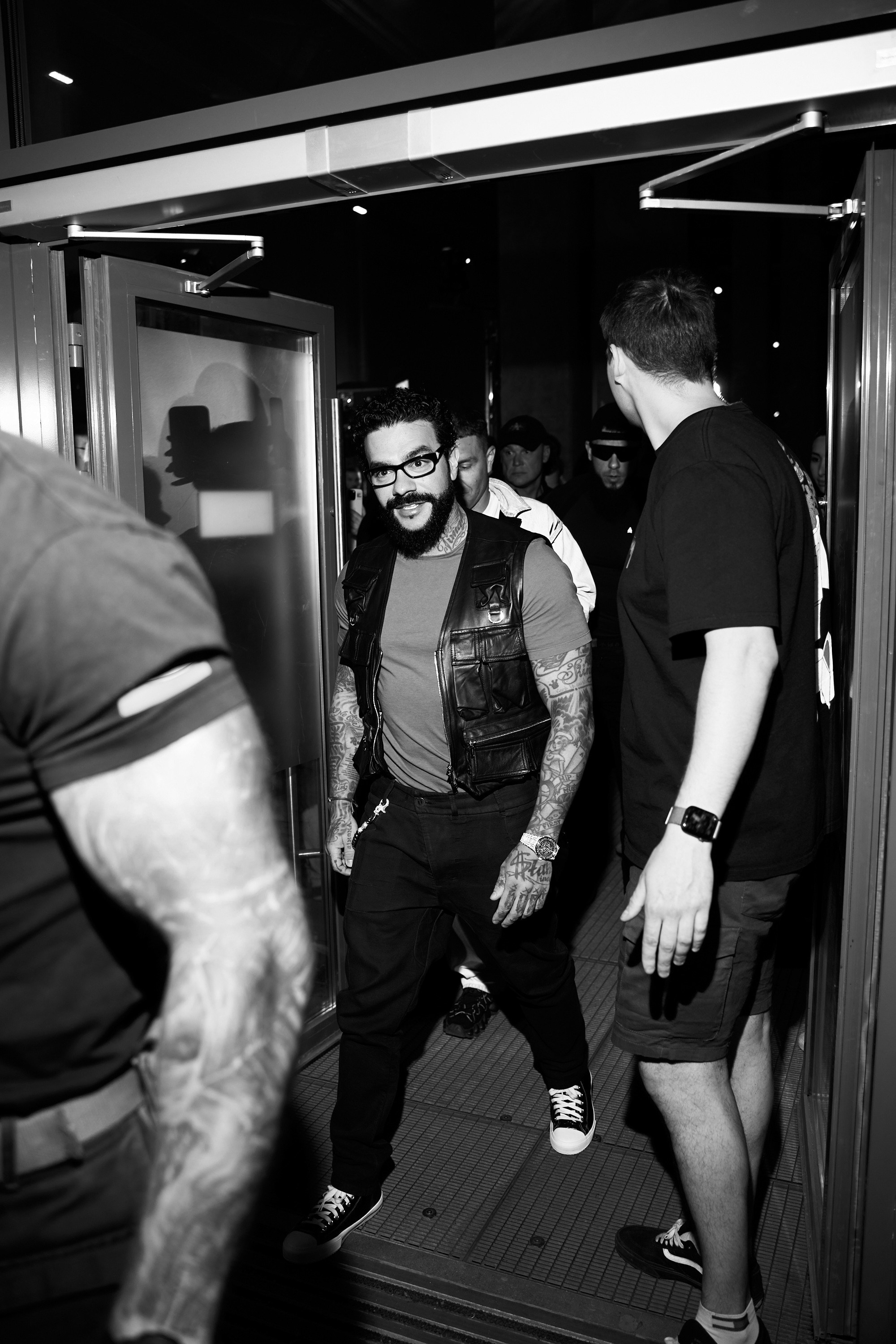 Светская хроника. Антон Чигляков -   профессиональный фотограф