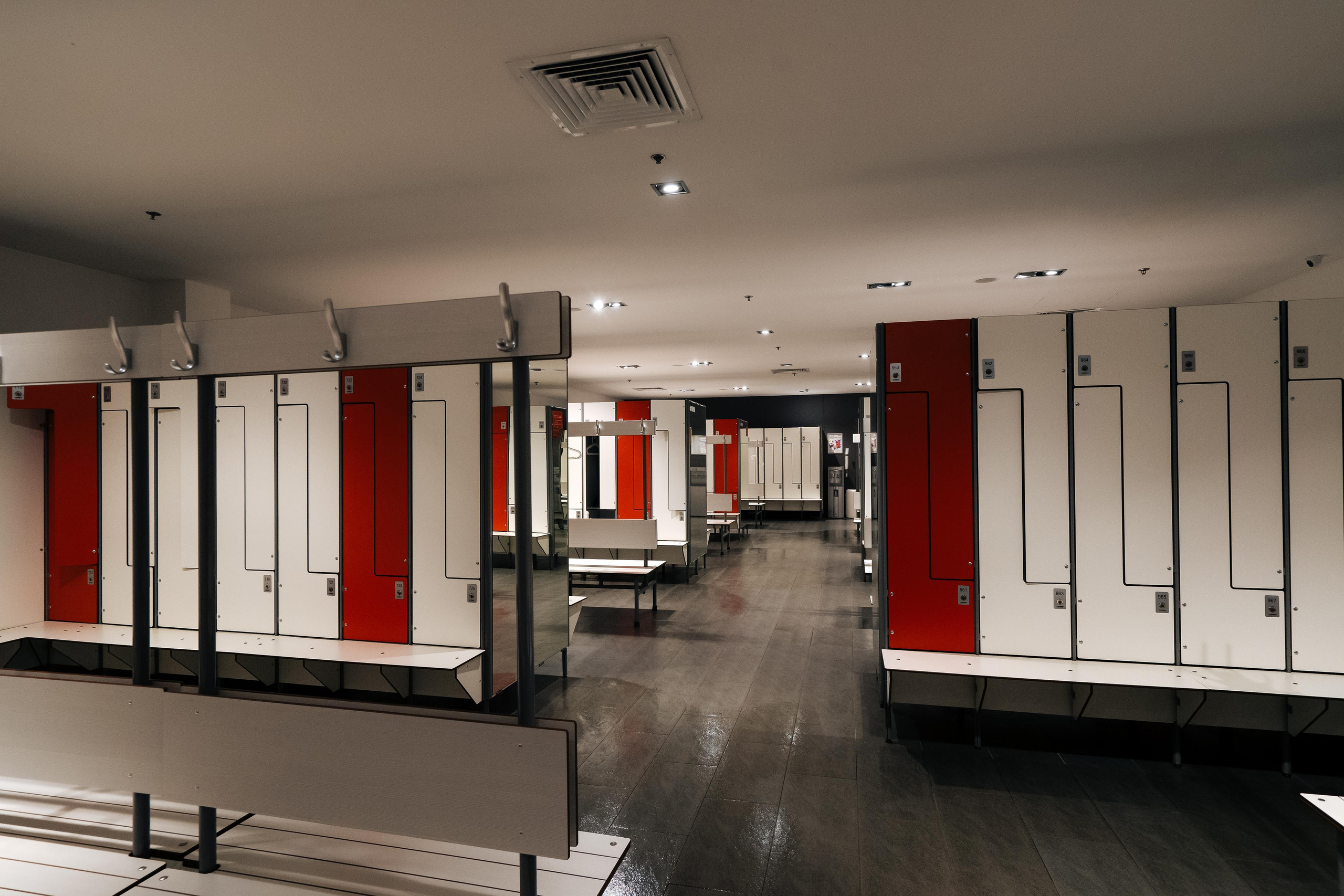 Интерьерная съёмка фитнесс клубов и спортивных площадок. КонТайм: профессиональная съемка для организаций