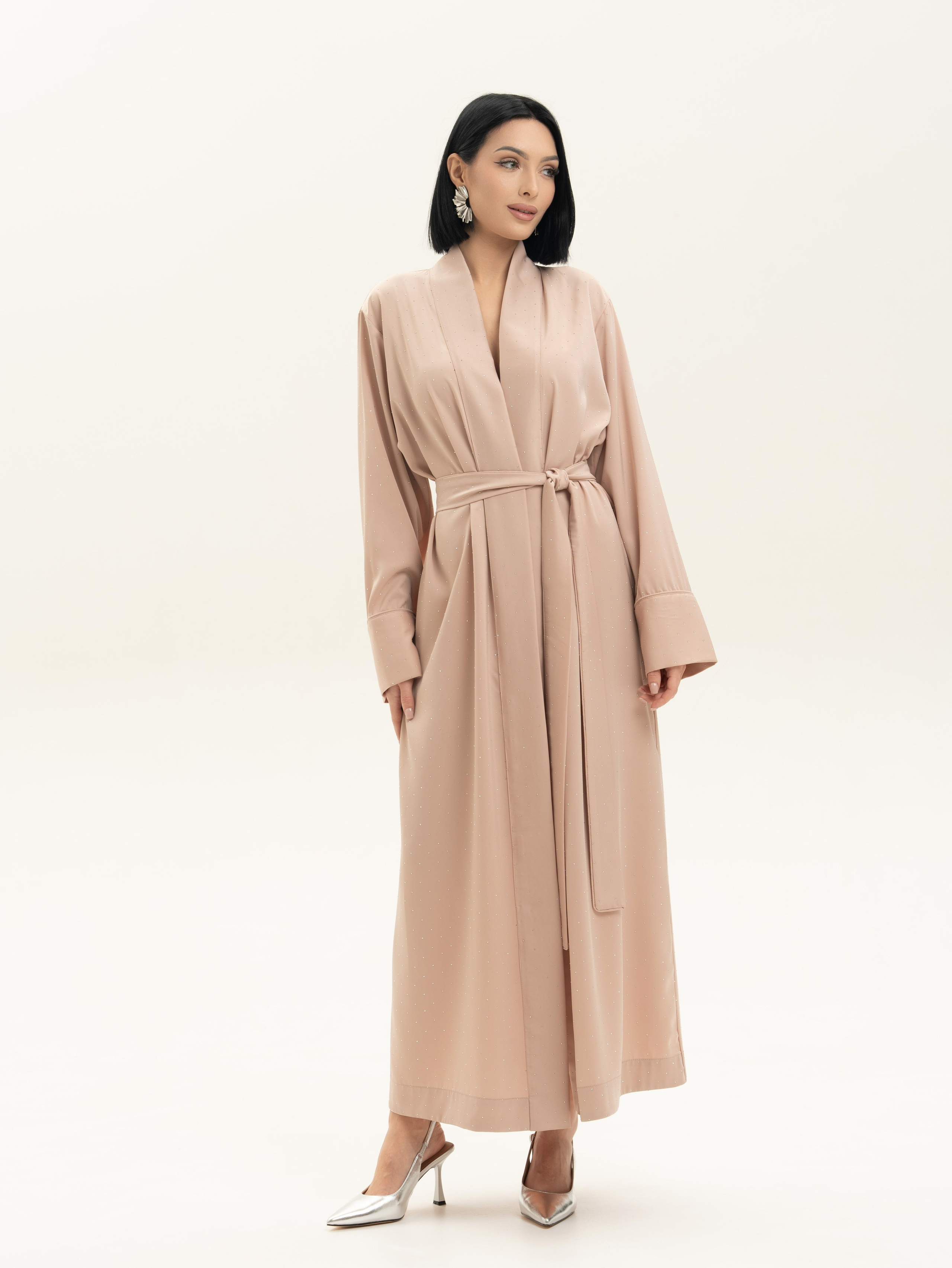 Модели. Индивидуальные, предметные и сборные съемки в Санкт-Петербурге Okhman.studio