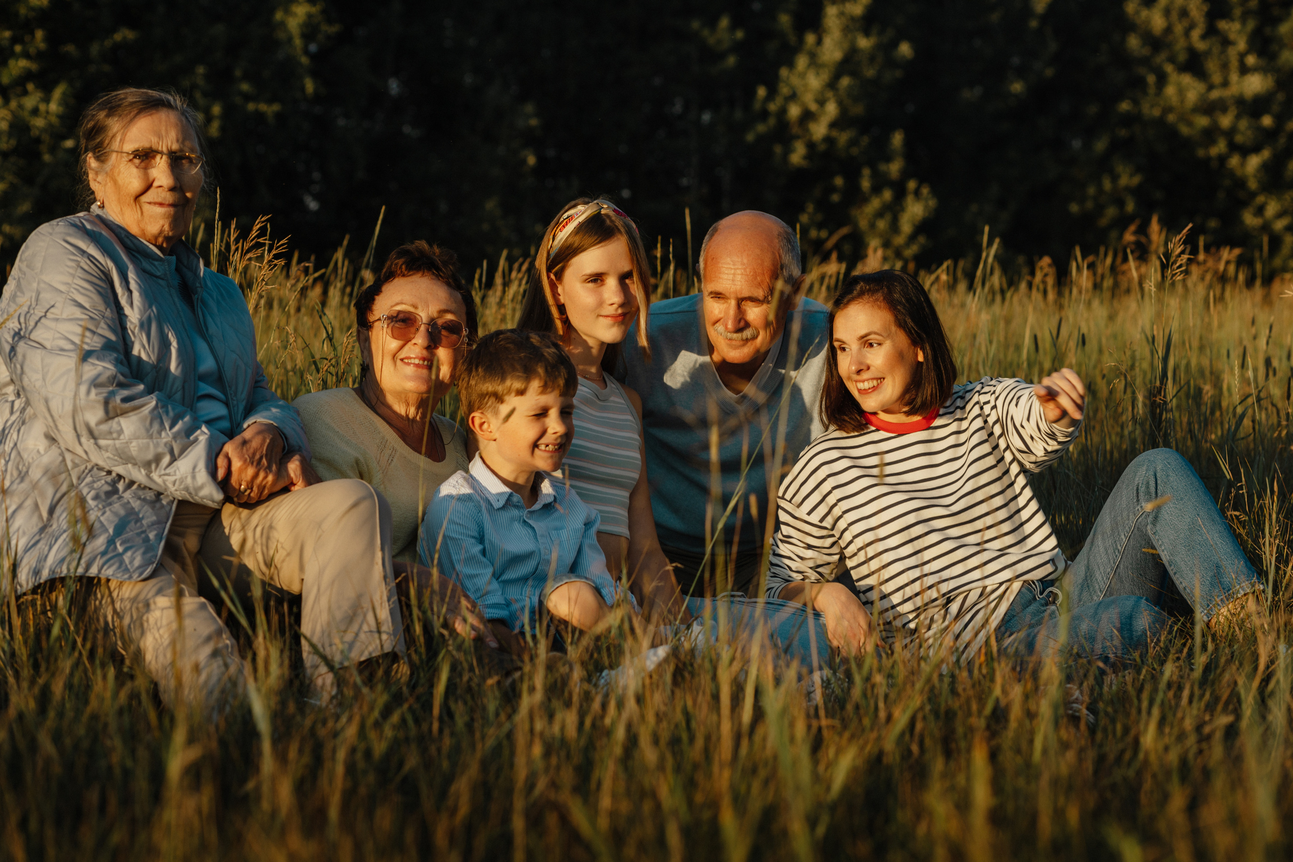 Наталья и семья, прогулочная фотосессия. Семейный и детский фотограф в Екатеринбурге Светлана Гостюхина