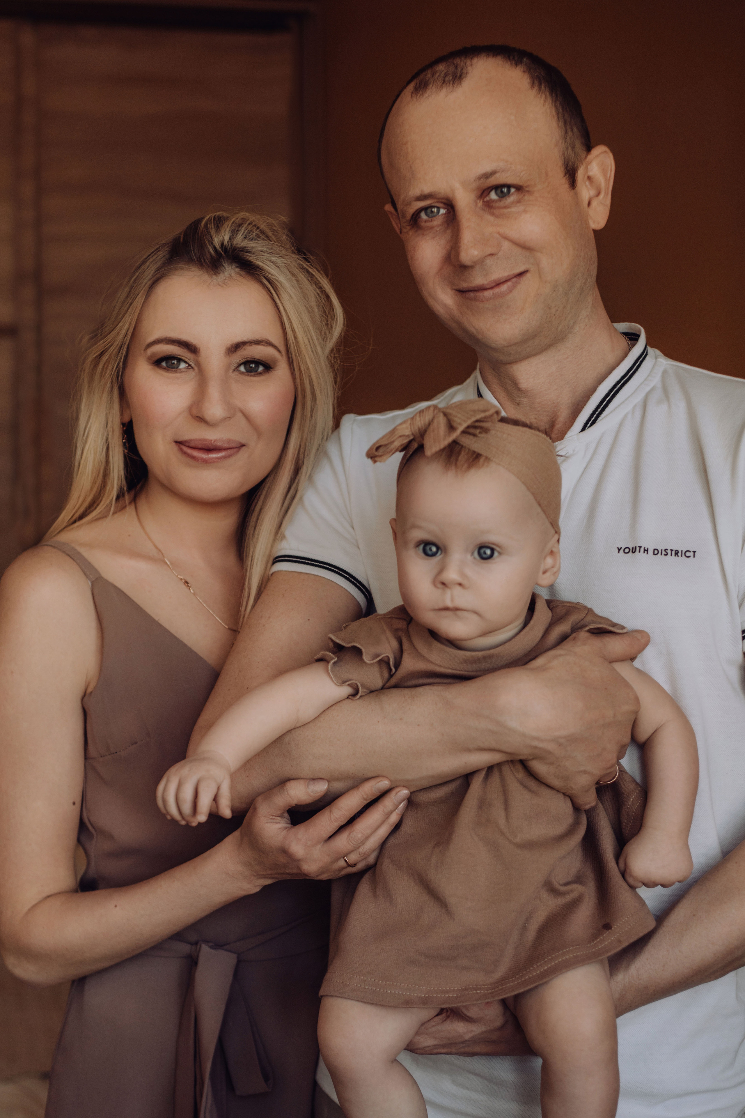 Оксана и семья, домашняя фотосессия. Семейный и детский фотограф в Екатеринбурге Светлана Гостюхина