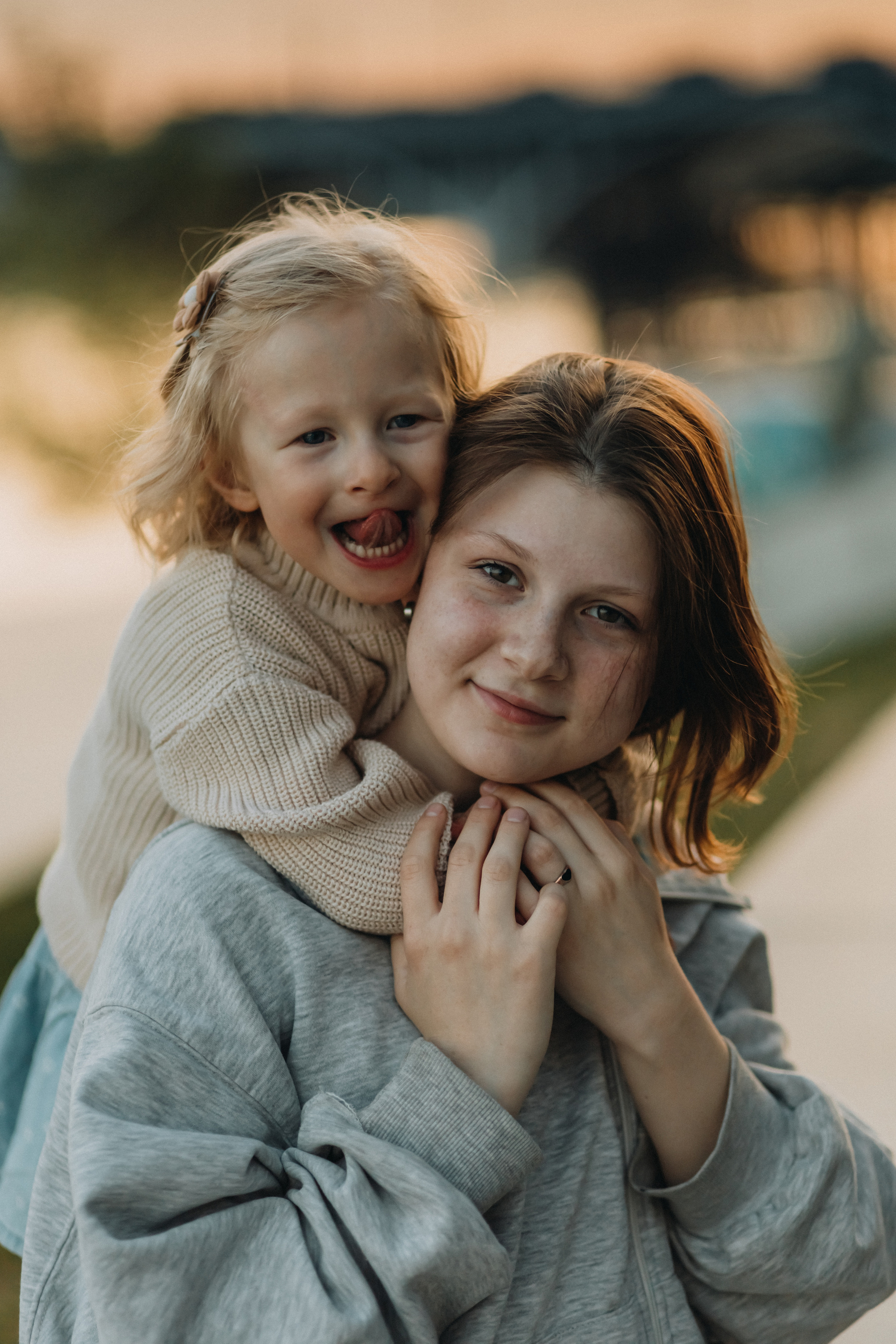 Сестренки прогулка. Семейный и детский фотограф в Екатеринбурге Светлана Гостюхина