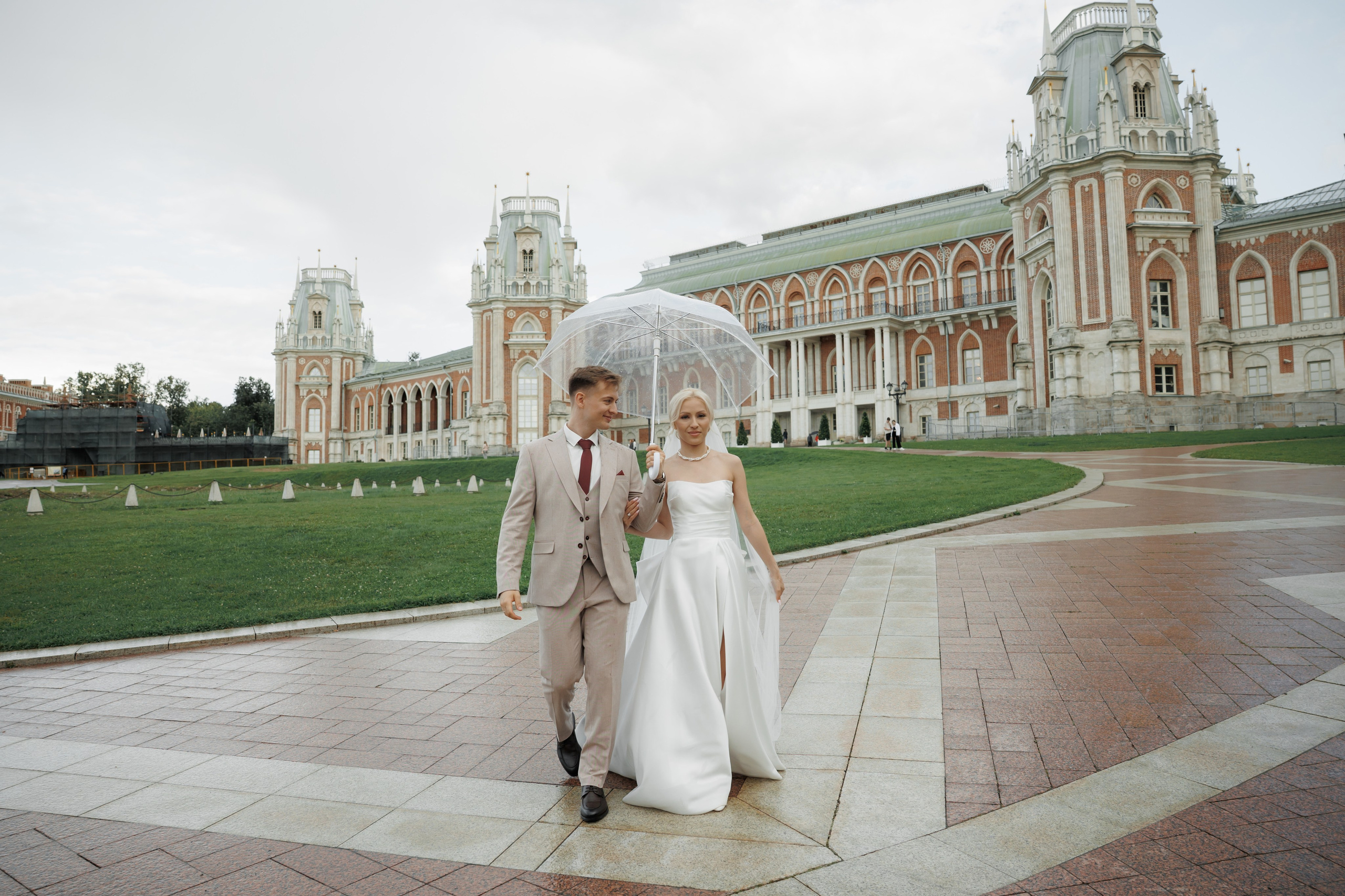 Отель «Милан», Шипиловский ЗАГС, прогулка в парке Царицыно. Свадебный и репортажный фотограф (Москва, Королев и другие)