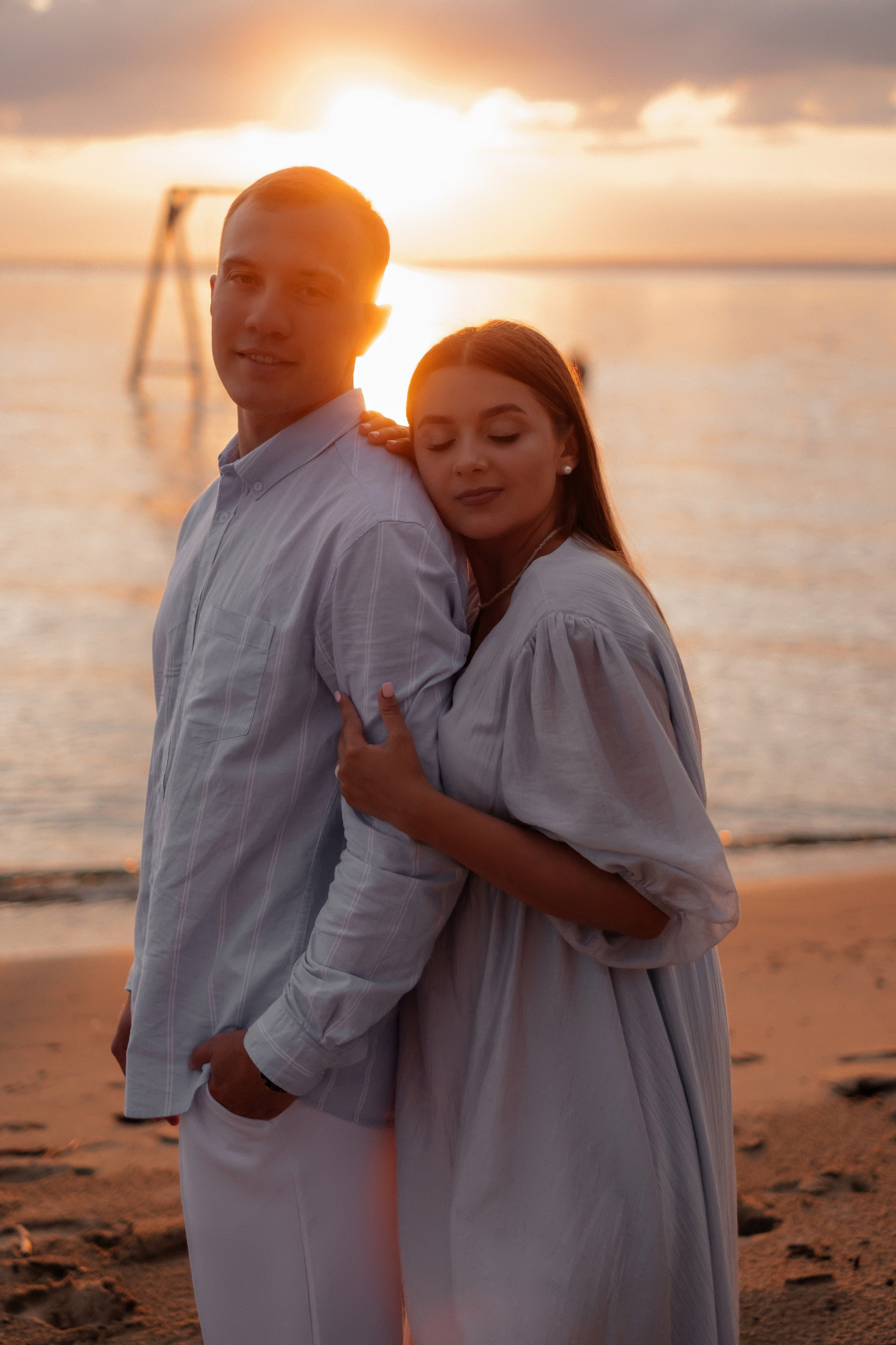 Алина, Ярослав и Тая на берегу. Фотограф в Новосибирске Диана Ильиных