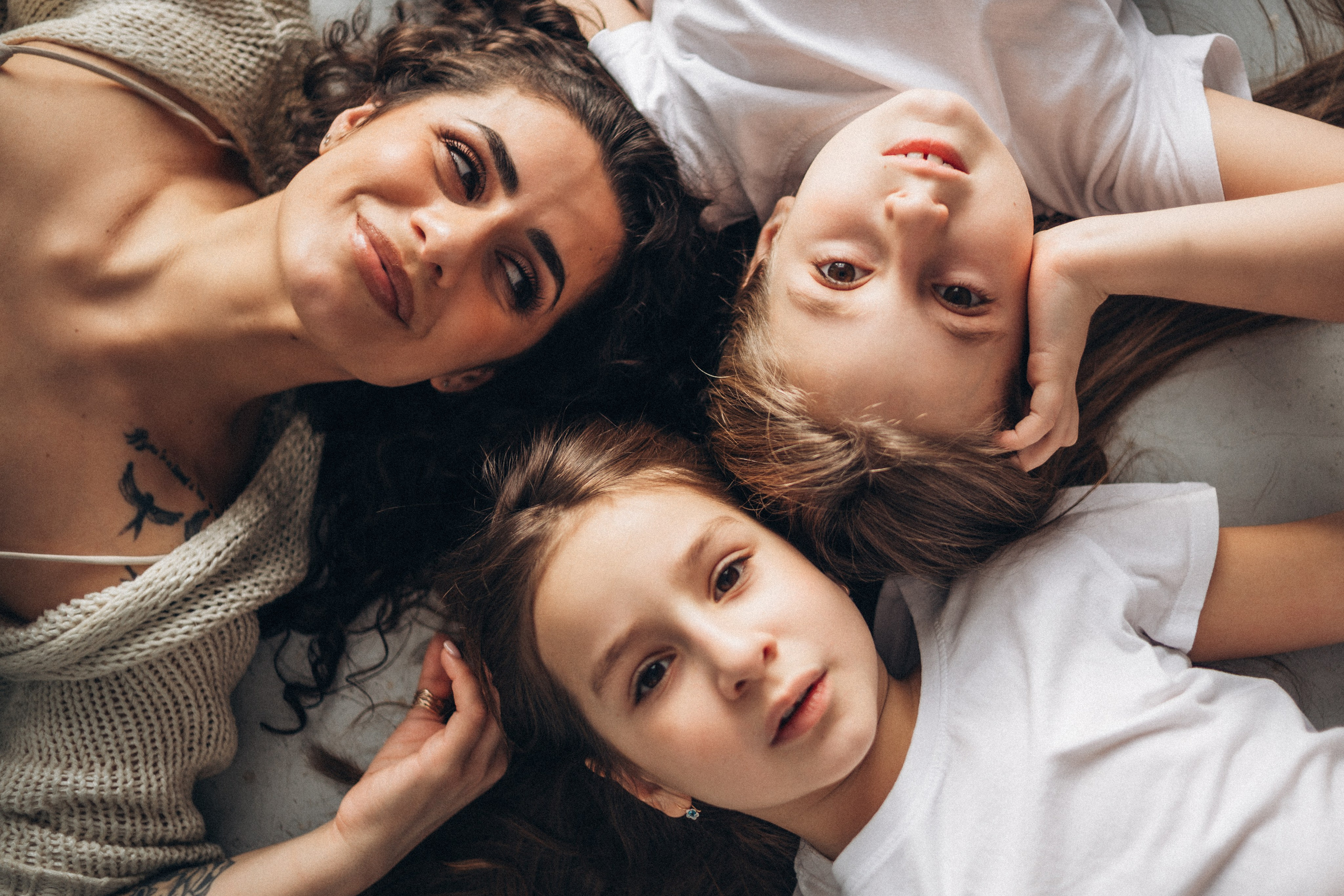 МИА, МАЙЯ, ЛЕНА. Семейная фотосессия. Настоящие портреты и истории