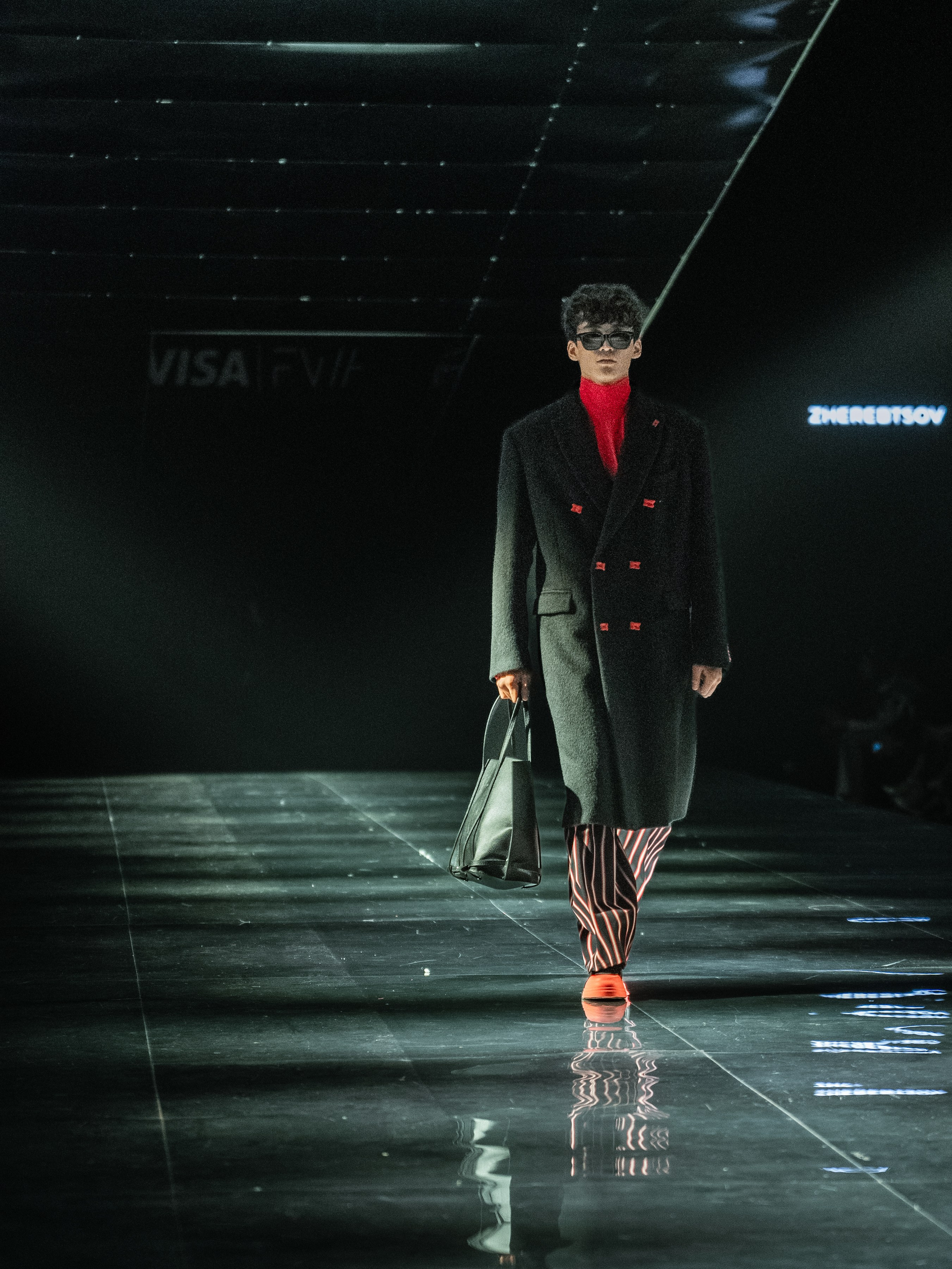 Visa Fashion Week Almaty Pre-Fall 2026 April Leonid Zherebtsov. Сайт Алматинского НЮ АРТ, будуар и фэшн фотографа Дениса Карпенко
