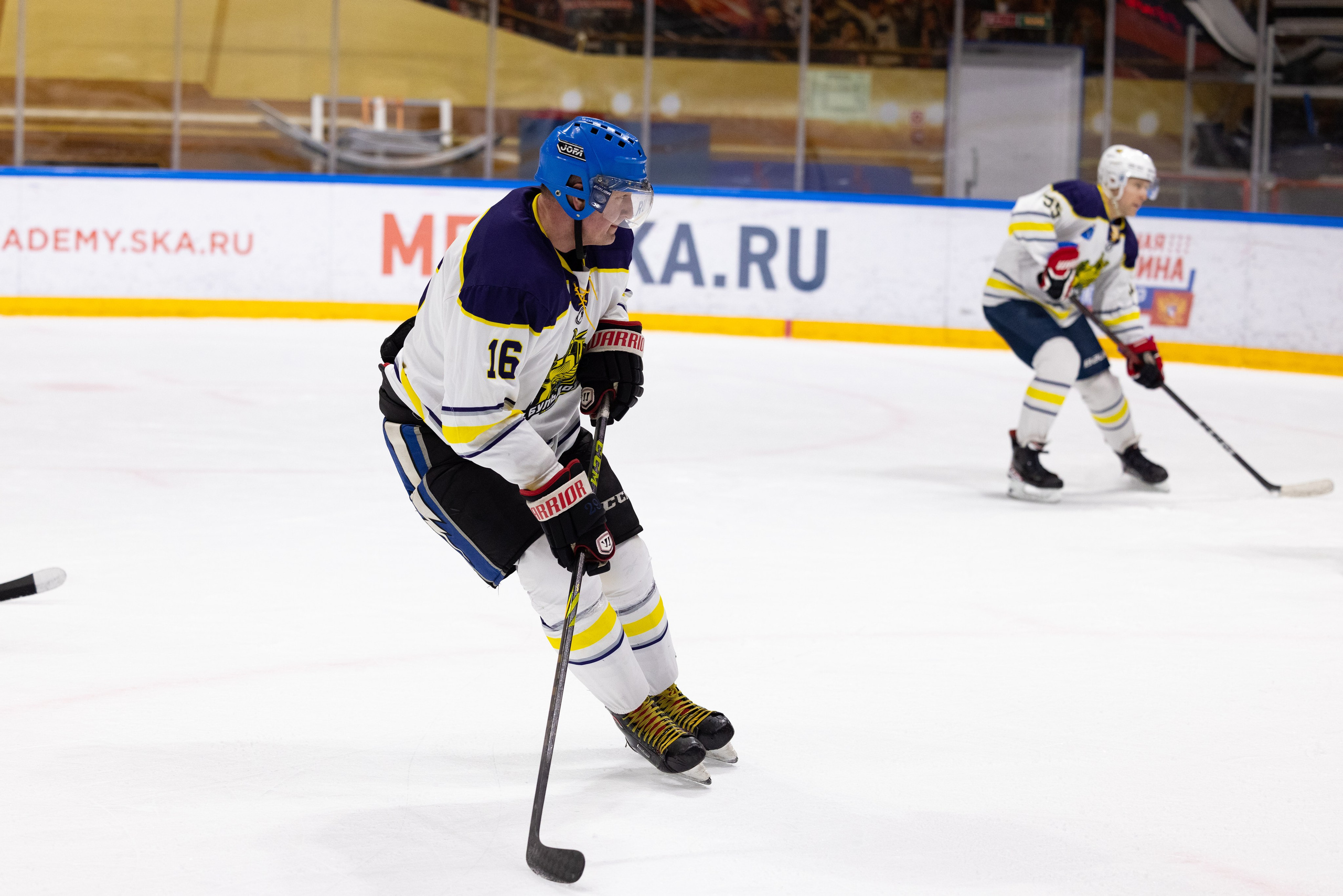 Бульдозер vs. LR-строй. Фотограф Александр Заломаев