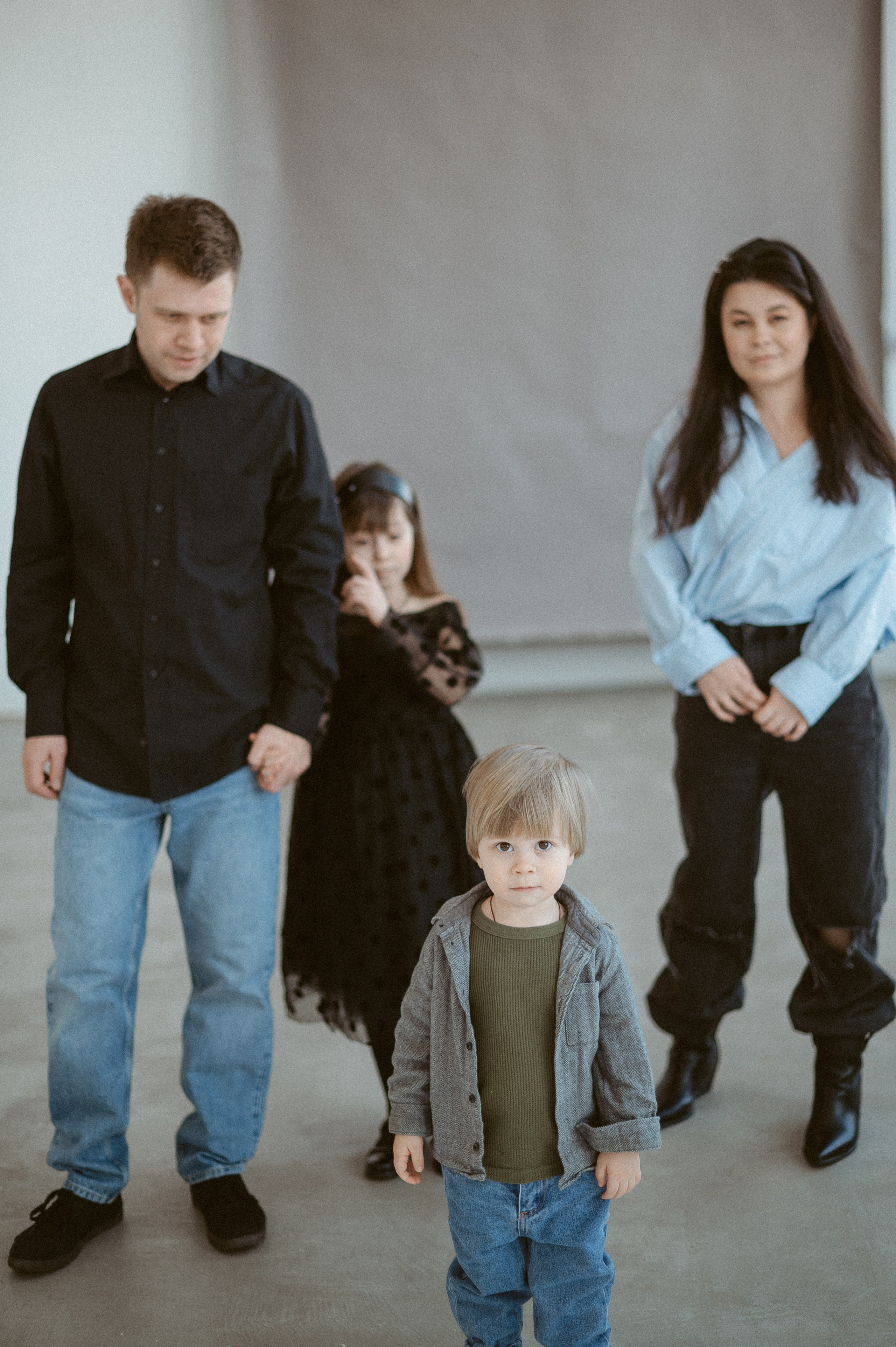 Семейная фотосессия в студии. Свадебный фотограф в Ярославле Денис Медоваров