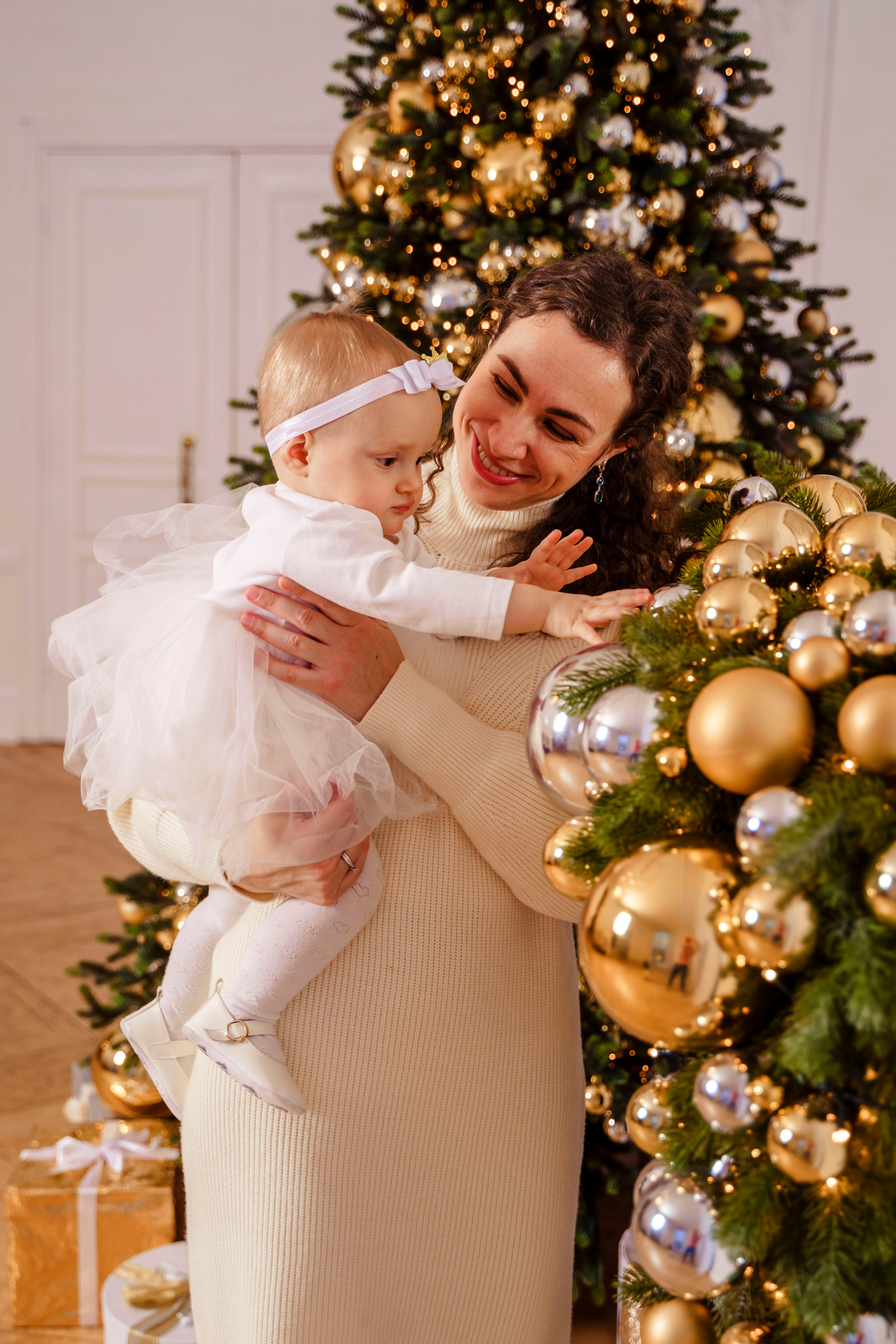 Новогодняя семейная история Юлии, Андрея, Ксюшеньки и Владика✨. Фотограф Алиса Агафонова в Санкт-Петербурге