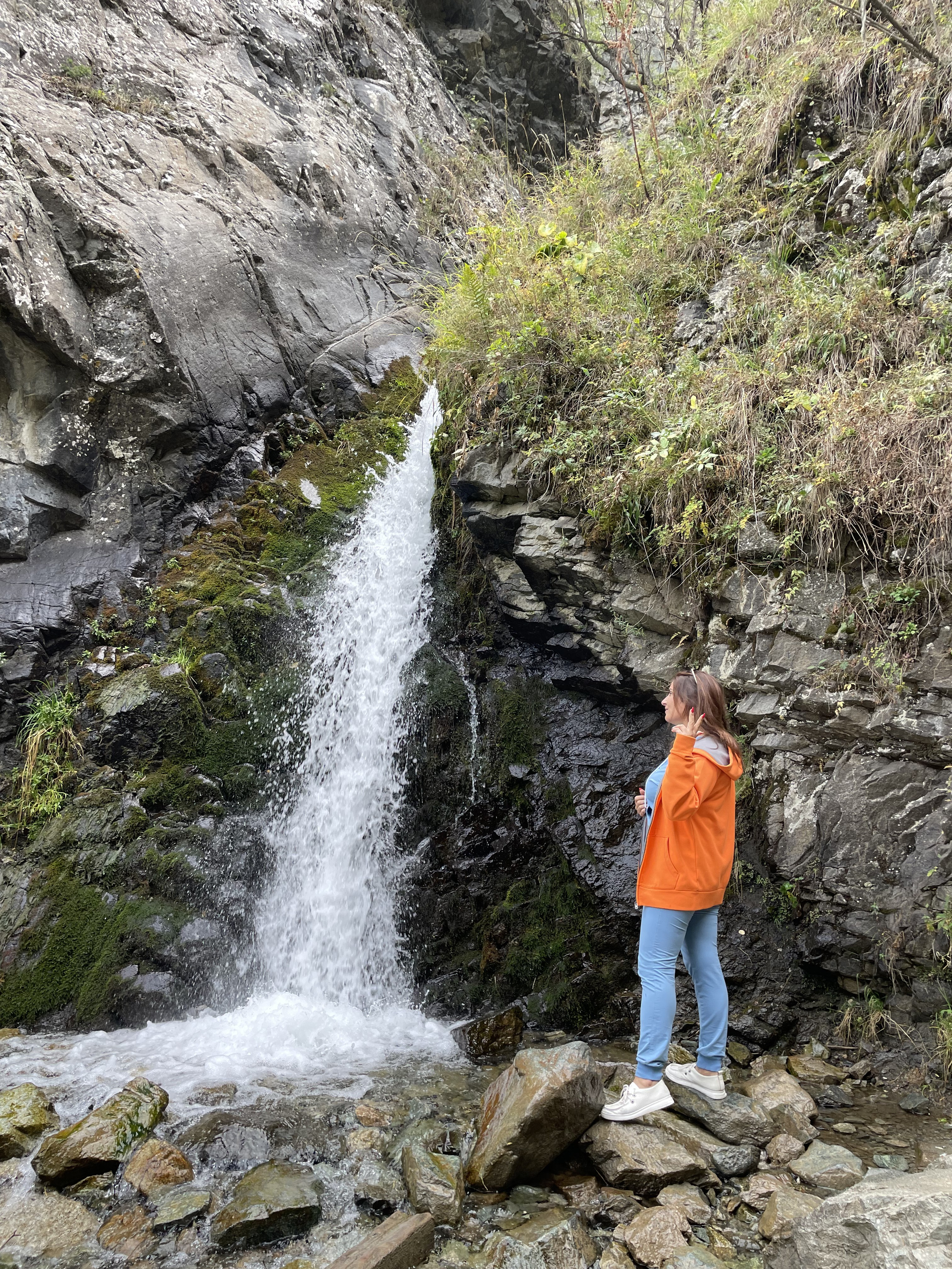 Водопад Аюсай рядом с Алматы, Казахстан. Где находится, как доехать, фото и видео зимой и летом