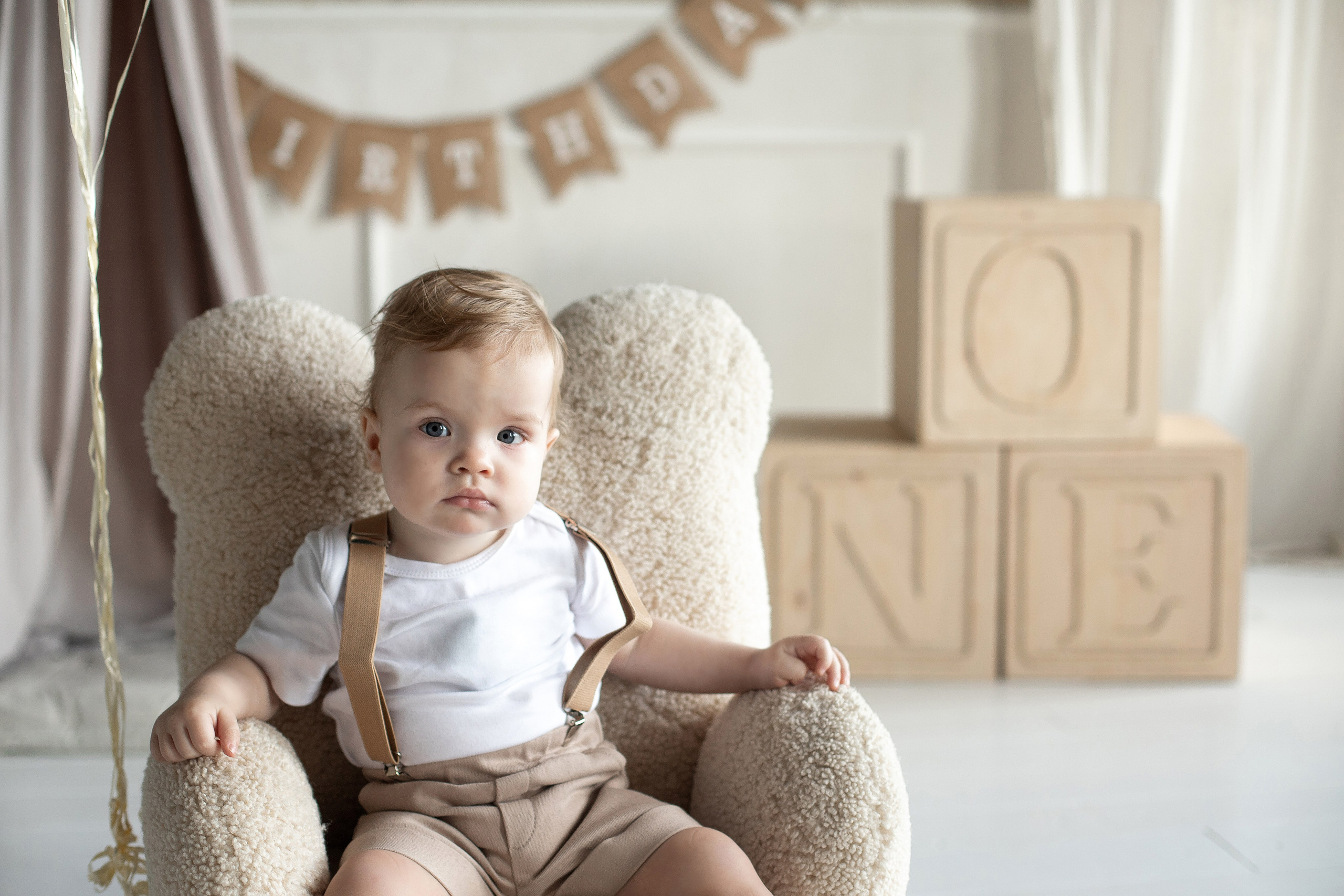Годик малышу. Семейный и детский фотограф в Красноярске Анна Маюрова