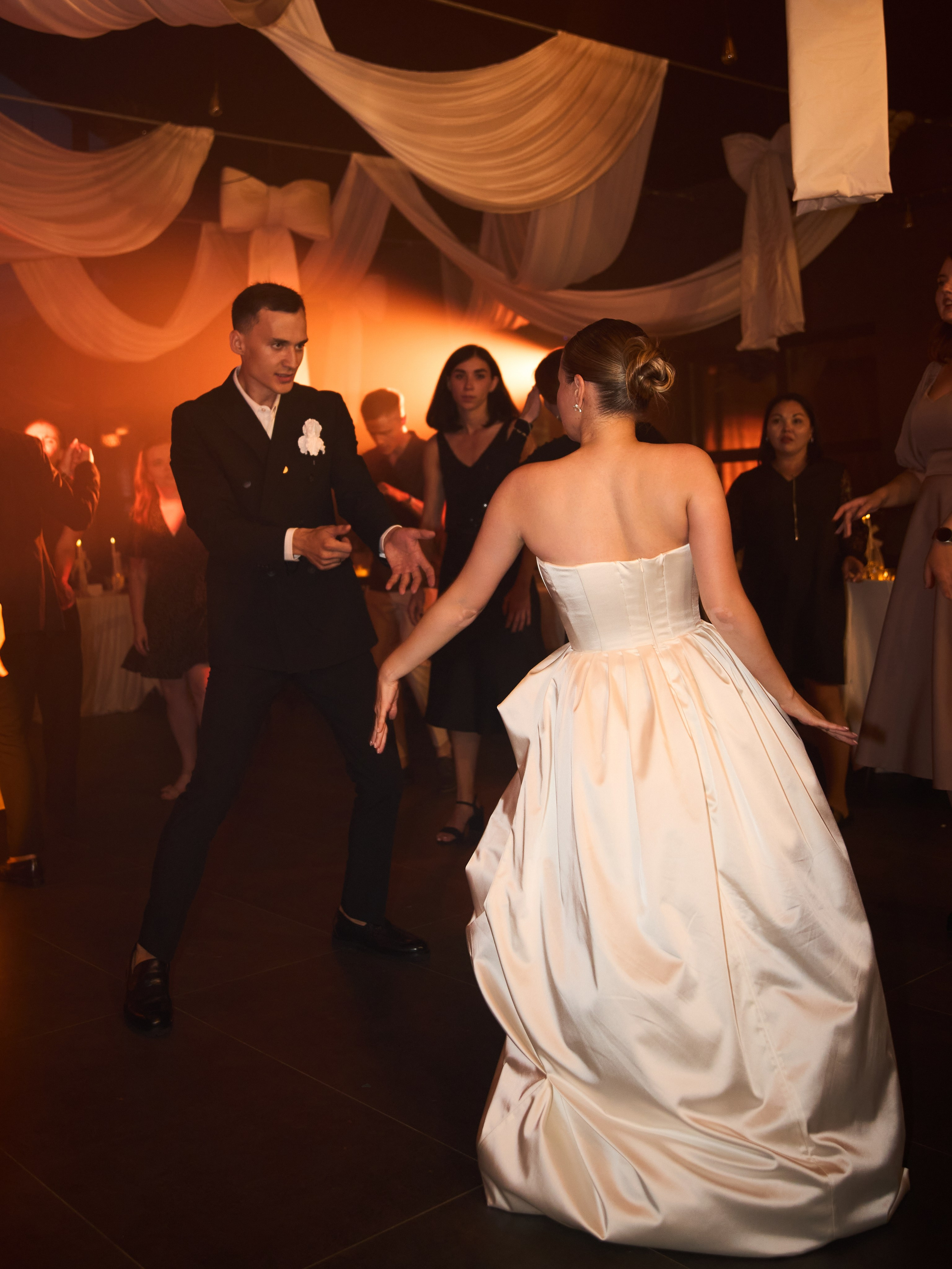 СЕГОДНЯ ТОЛЬКО ПО ЛЮБВИ. Свадебный фотограф Анна Чащухина