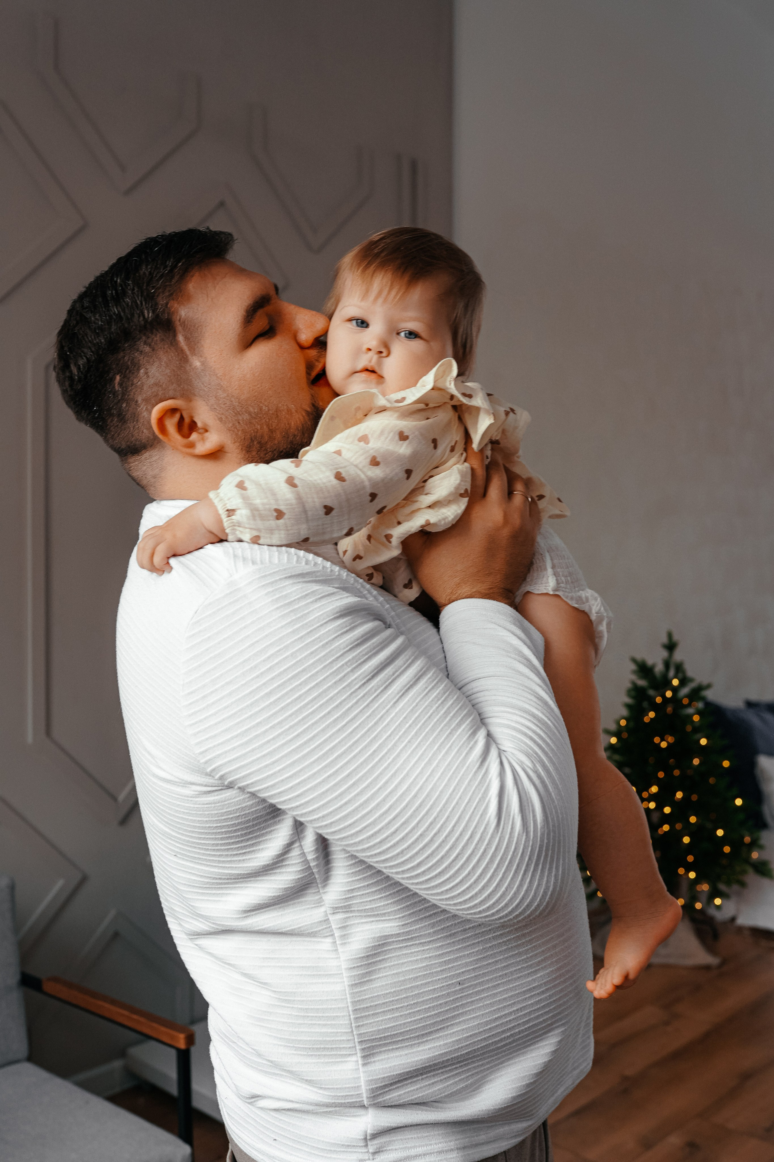 Семейная новогодняя фотосъемка в студии. Фотограф Ким Наталья в Красноярске