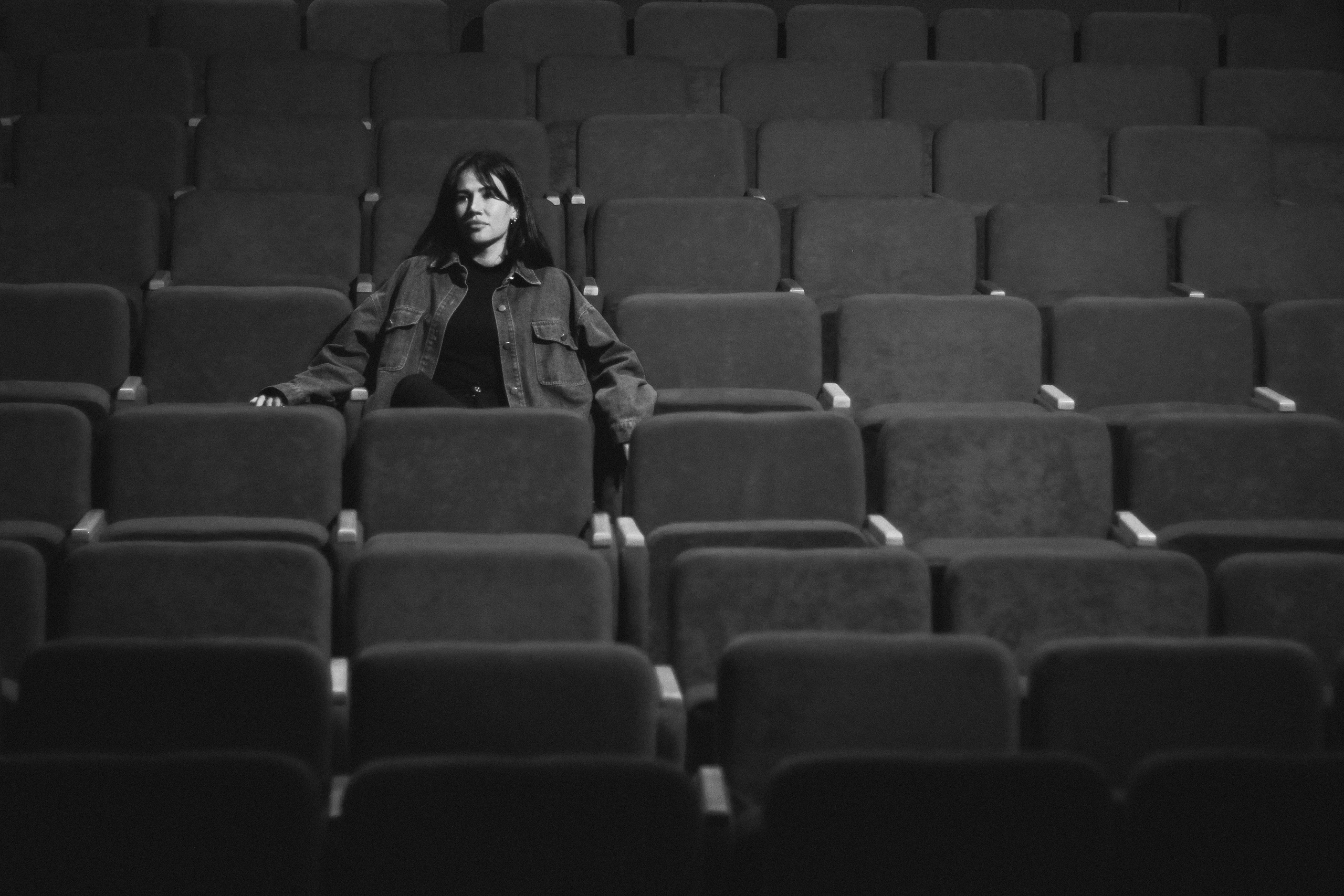 Репортаж спектакль. Портретный фотограф DanilNabody