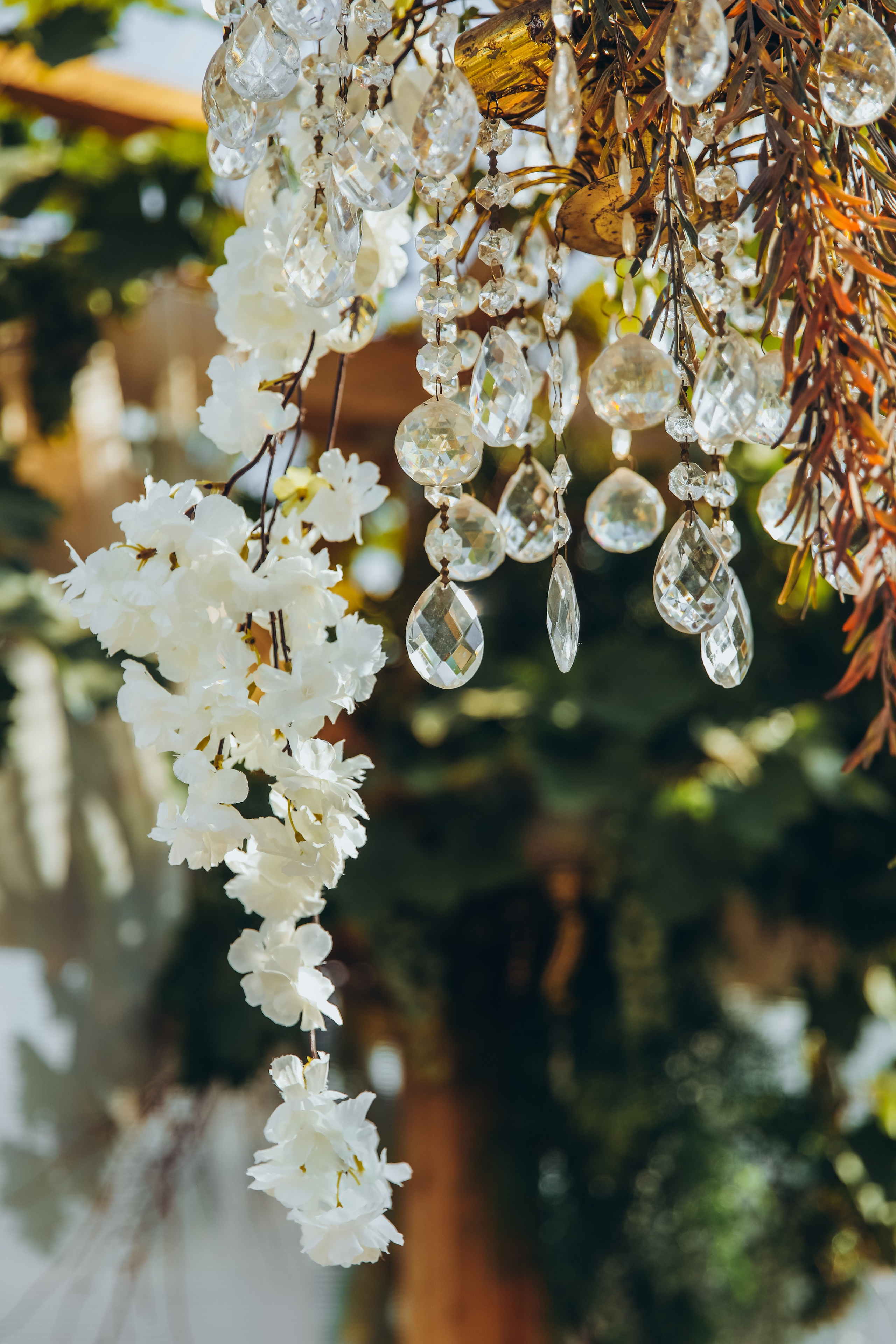 Уличная локация «Лесной дом». Фотостудия в Мариуполе «Берлога»