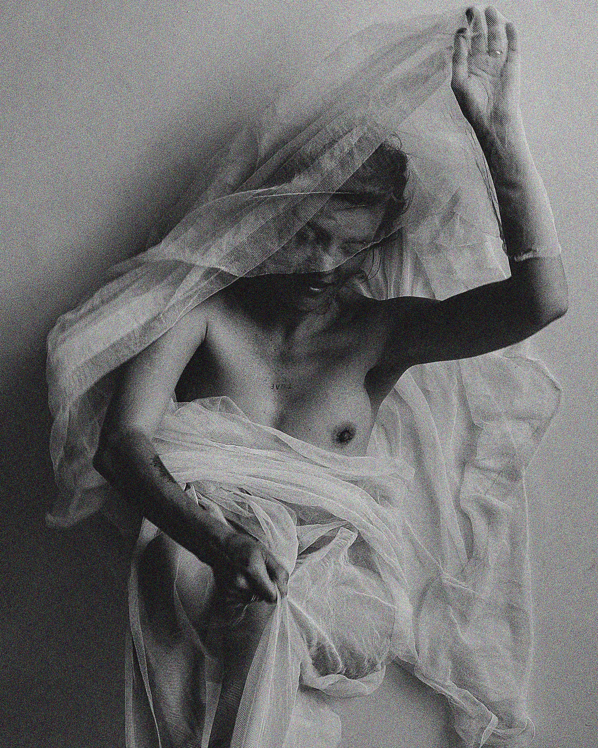 The veil. Masha Obatnina