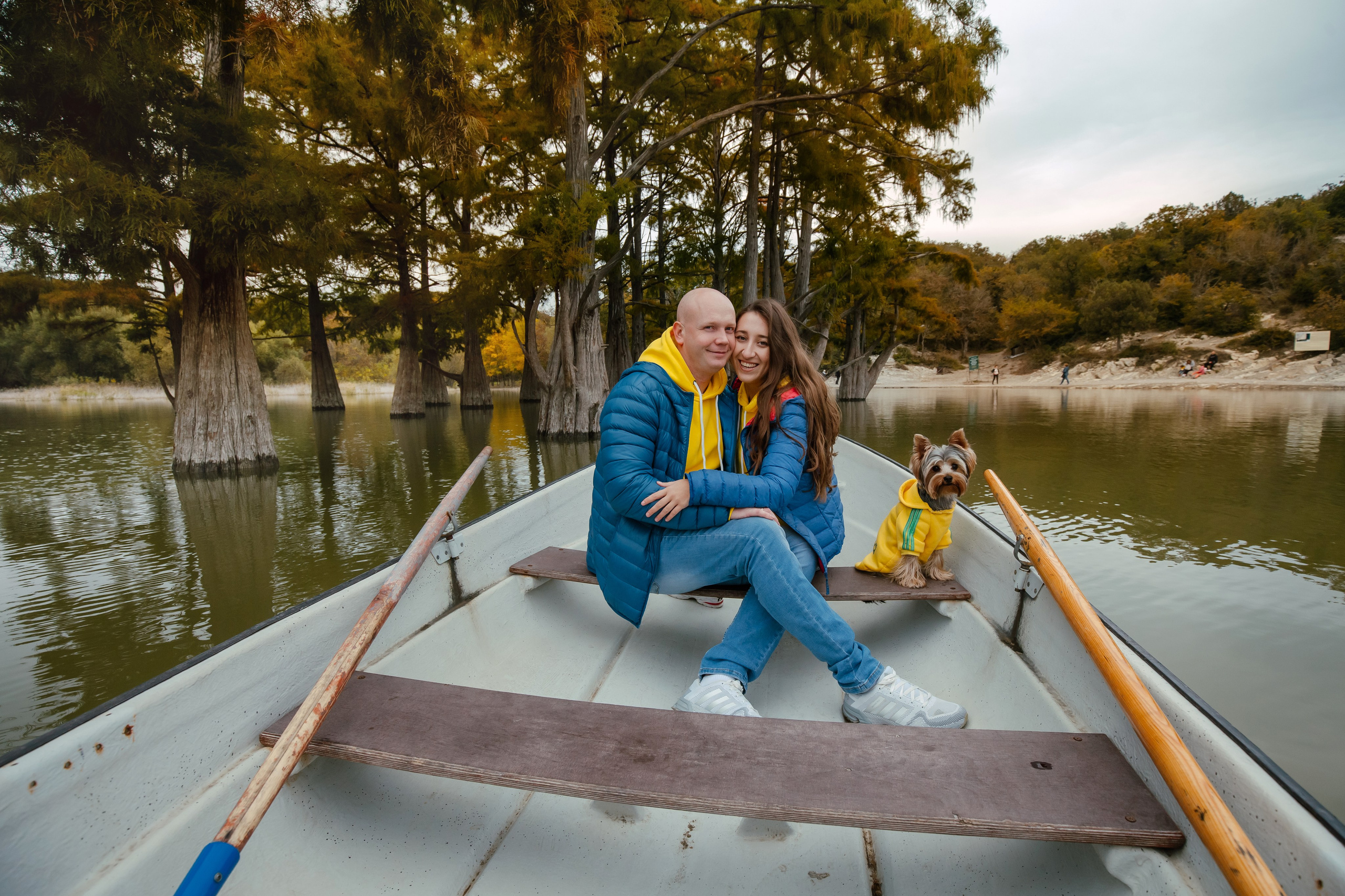 На озере. Фотограф Новороссийск
