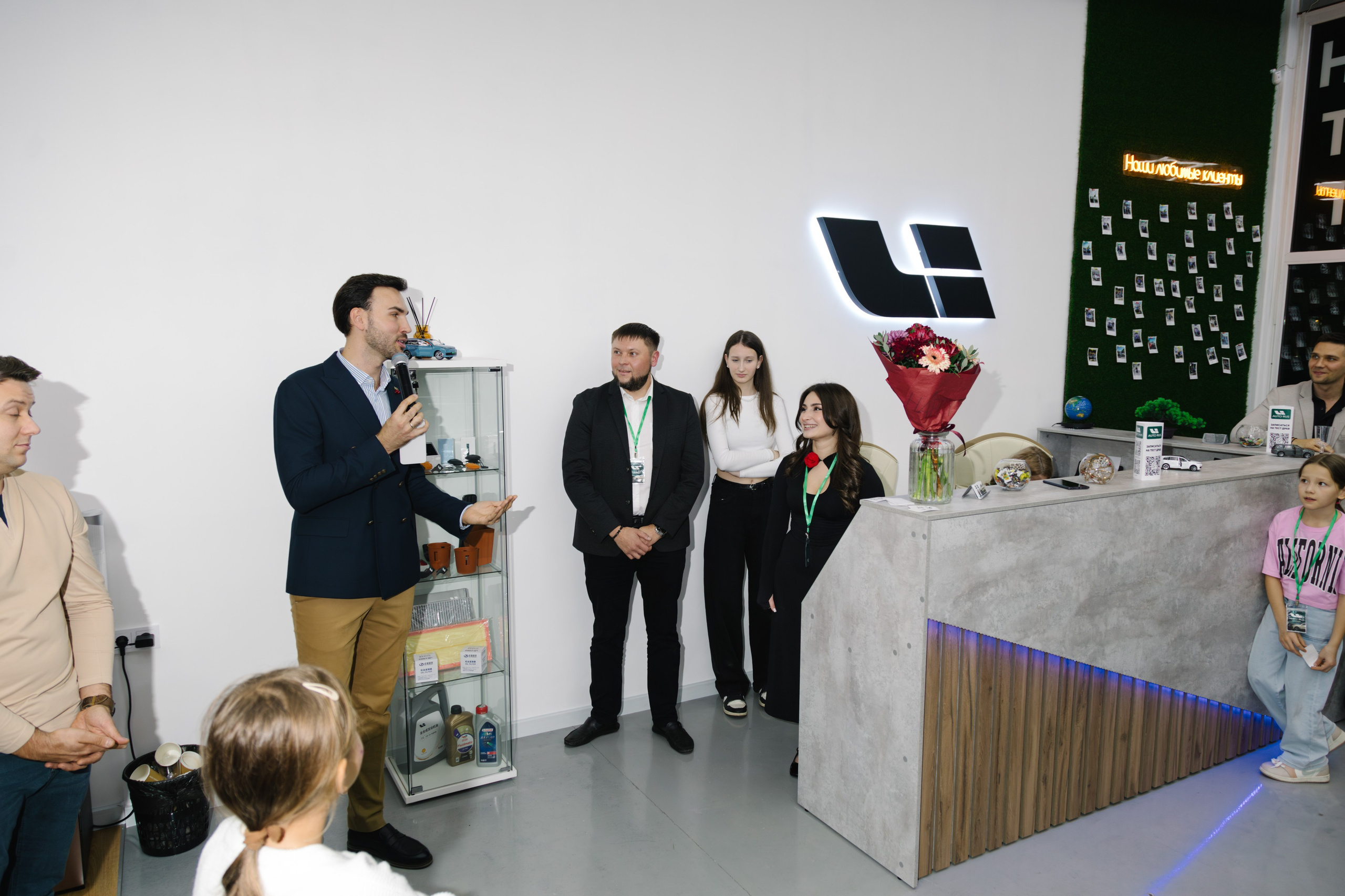 Открытие автосалона Li Auto. Артур Иликчян — Wedding & Event фотограф в Краснодаре