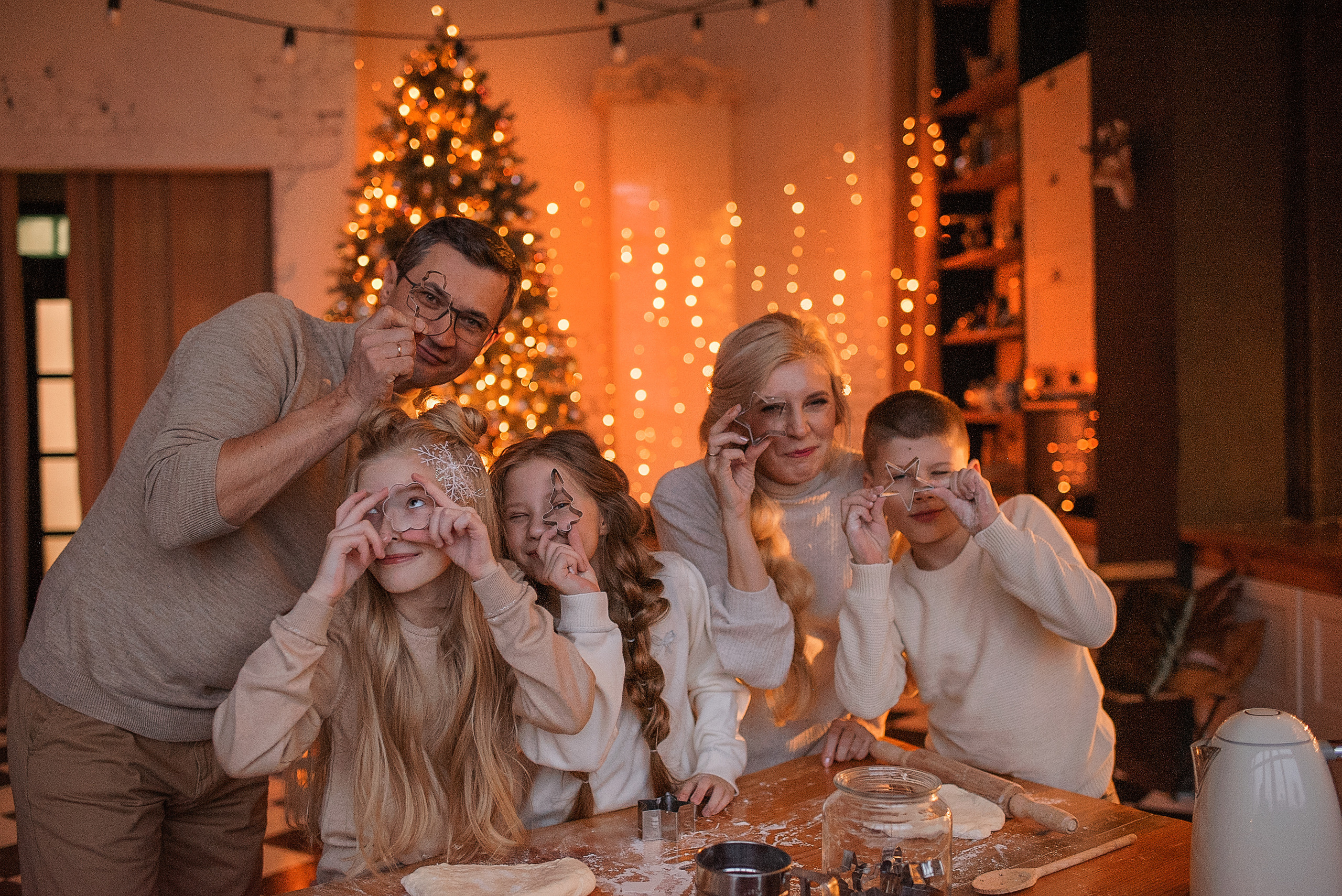 НОВЫЙ ГОД_зал КУХНЯ. Семейный фотограф Екатеринбург Лора Мур