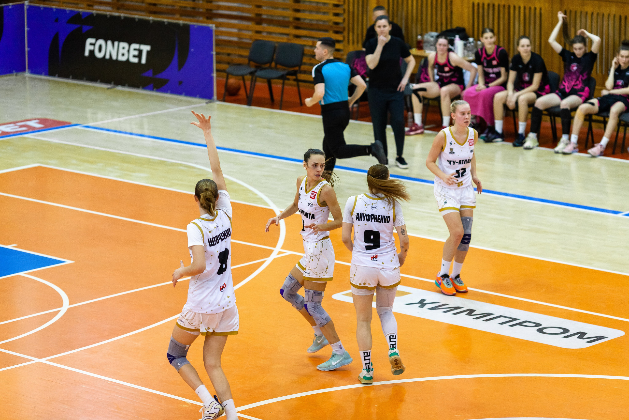 ЧГУ-Атланта — Ростов-ЮФУ / 1 игра. Фотография