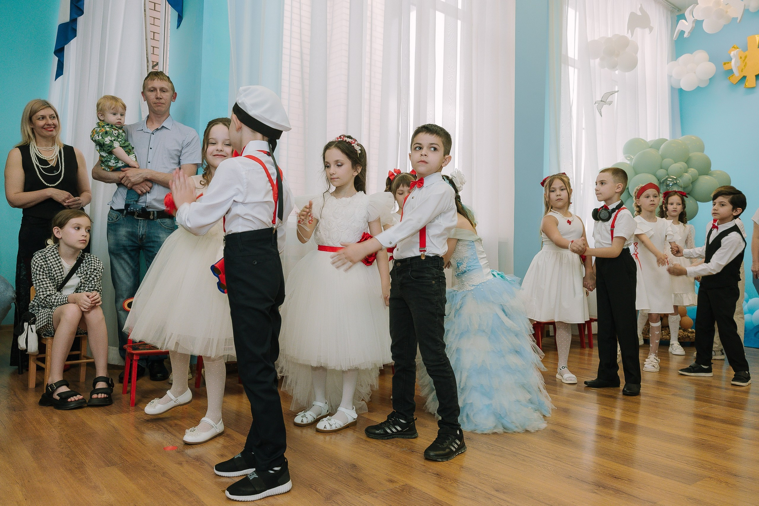 Выпускной 10 ДС. Выпускные альбомы Натальи Бутко: Новороссийск, Анапа, Геленджик