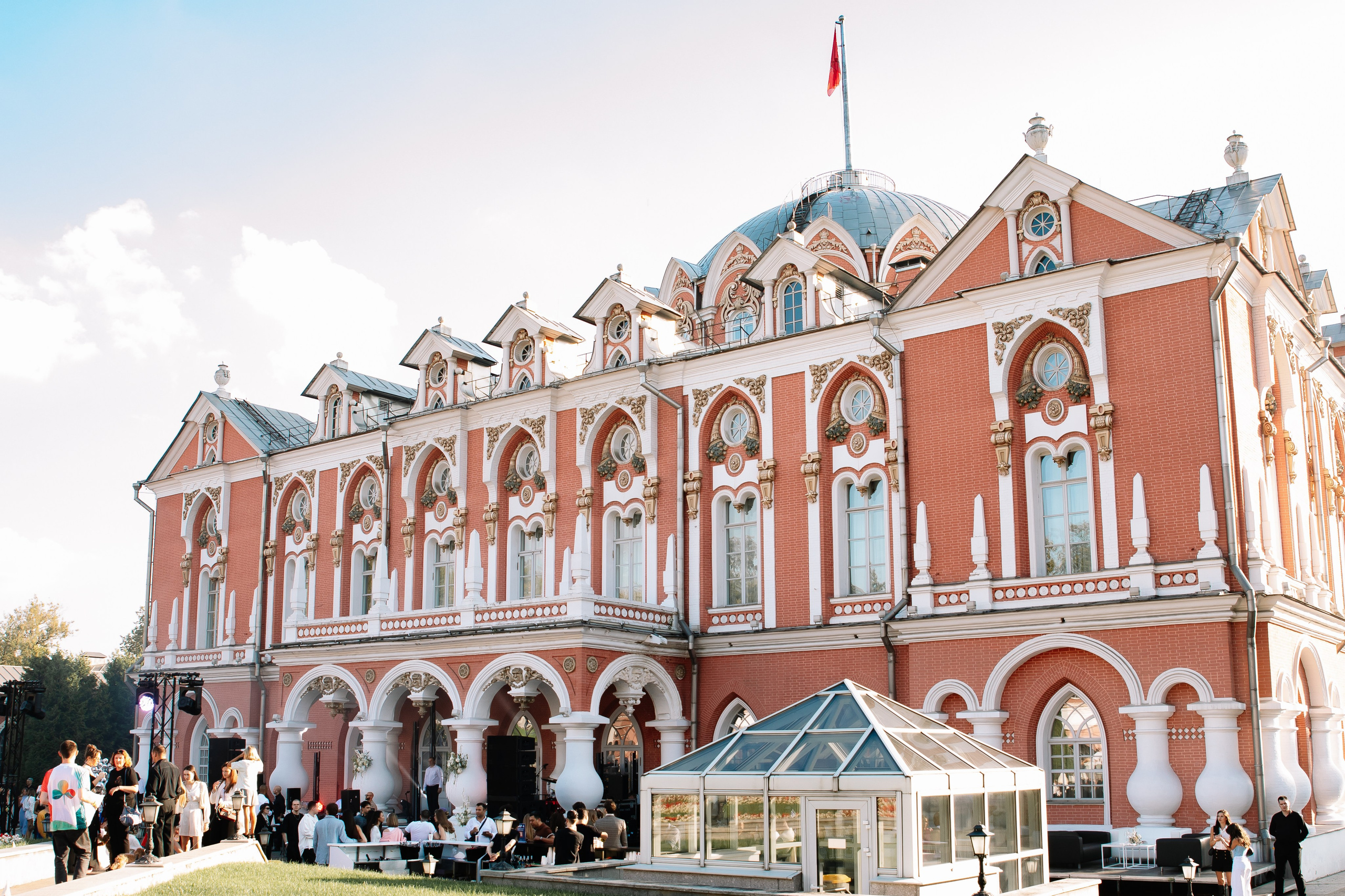 AESTHETIC ONLY в Петровском путевом дворце. Фотограф в Москве Яна Полосина