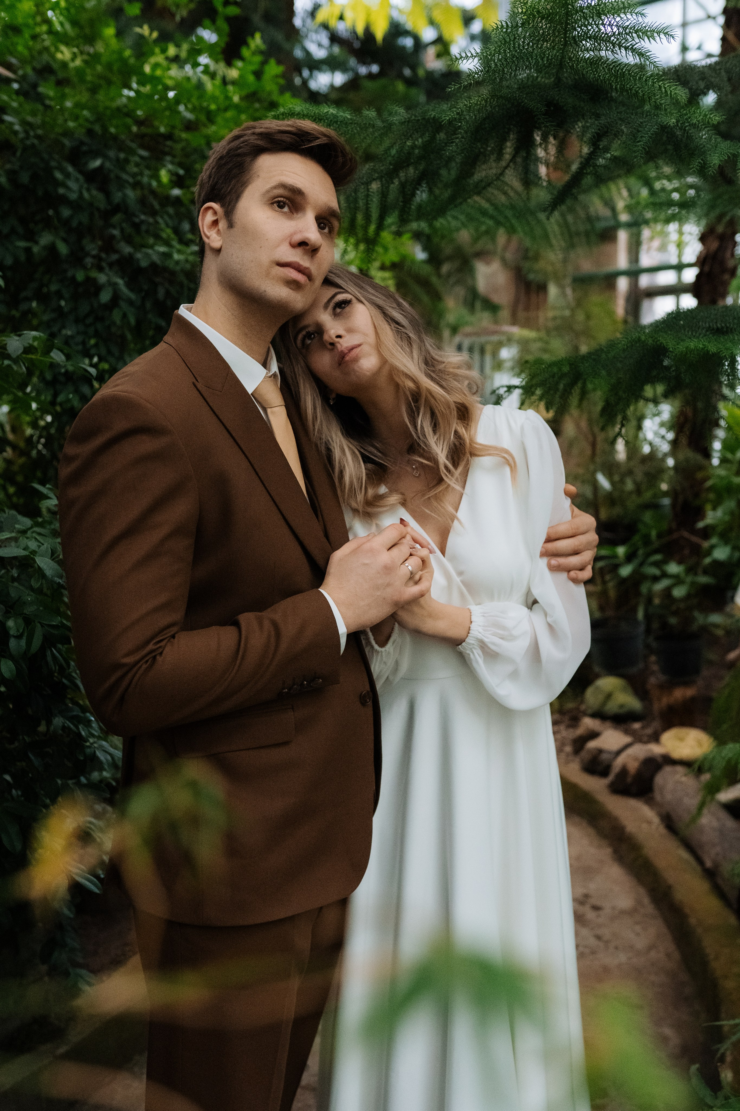 Свадебная фотосессия в оранжерее, Москва. Свадебный фотограф в Москве Анна Полушина
