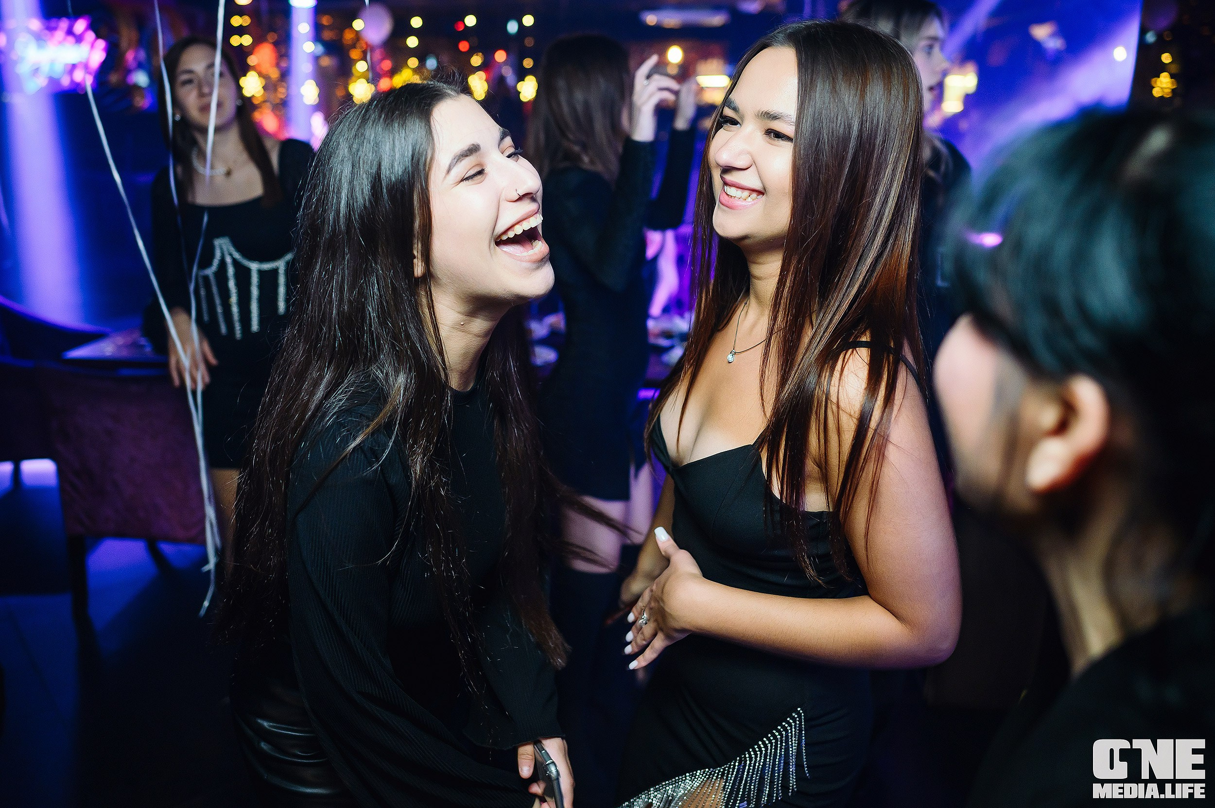 Фоторепортаж из караоке-клуба Эйфория. One Media Life: фоторепортажи, фотоотчеты с мероприятий и заведений