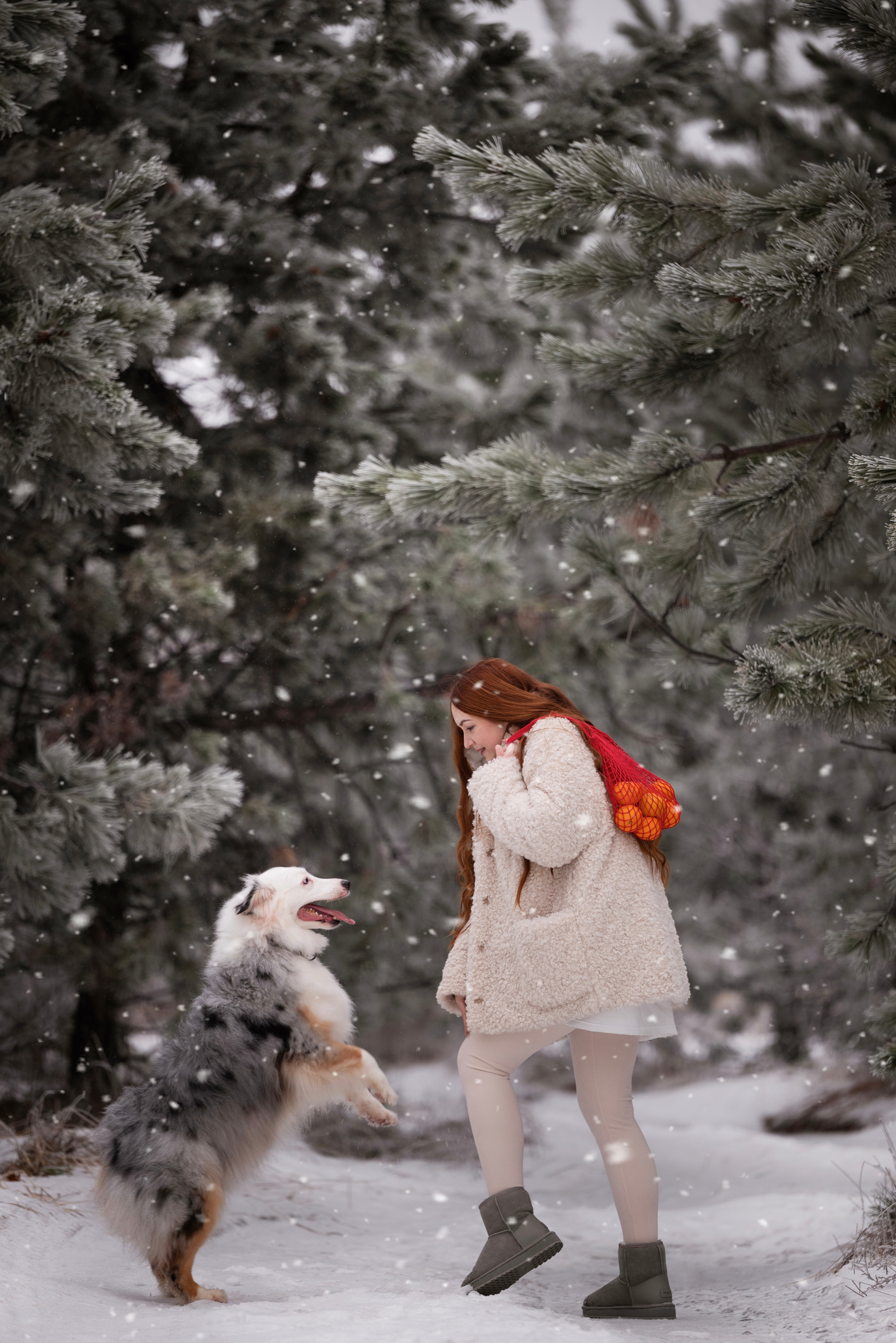 Кристина и Айви. Мила Астахова