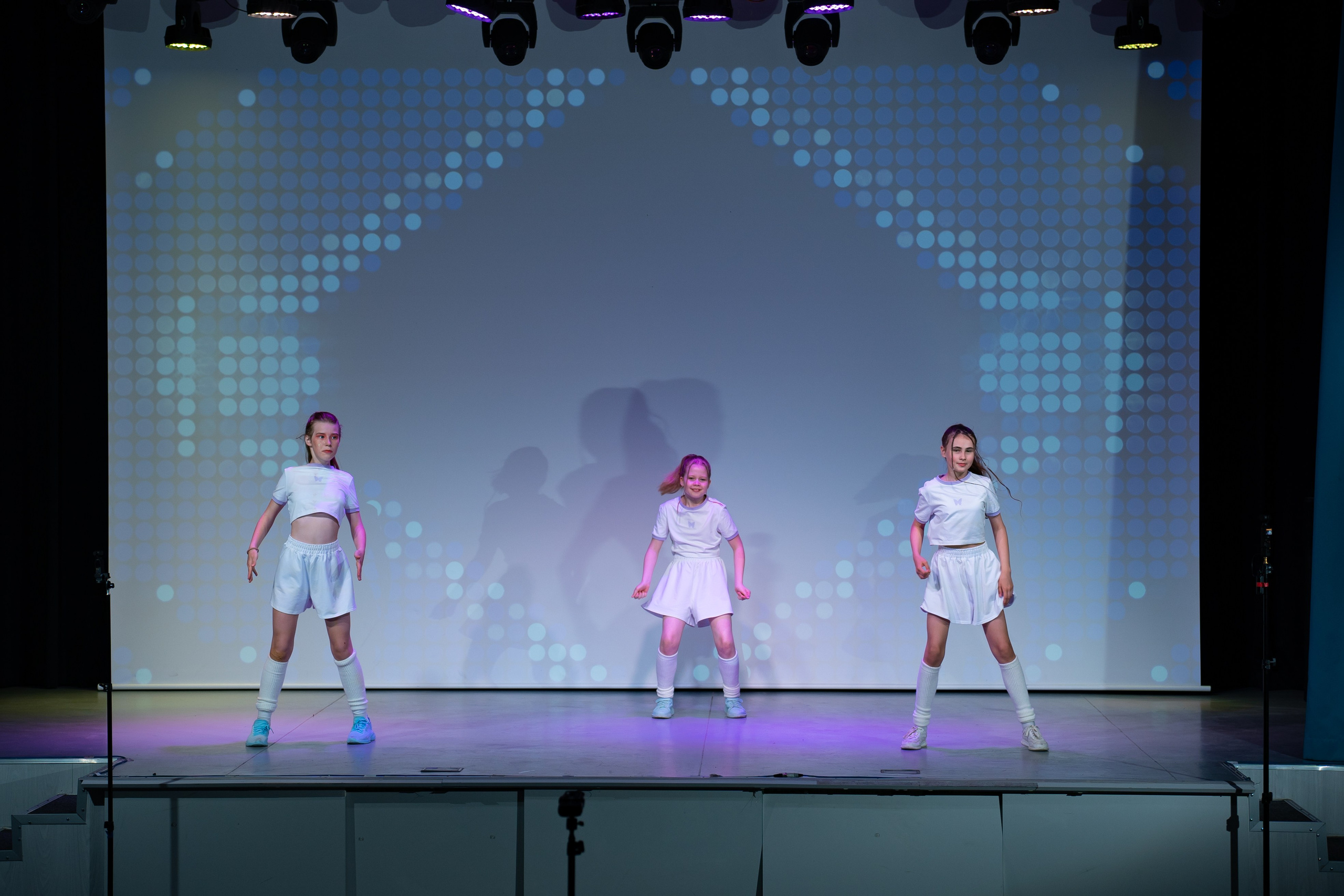 Отчетный концерт продюсерского центра «Новая Звезда». Фото / Видеосъемка в Москве